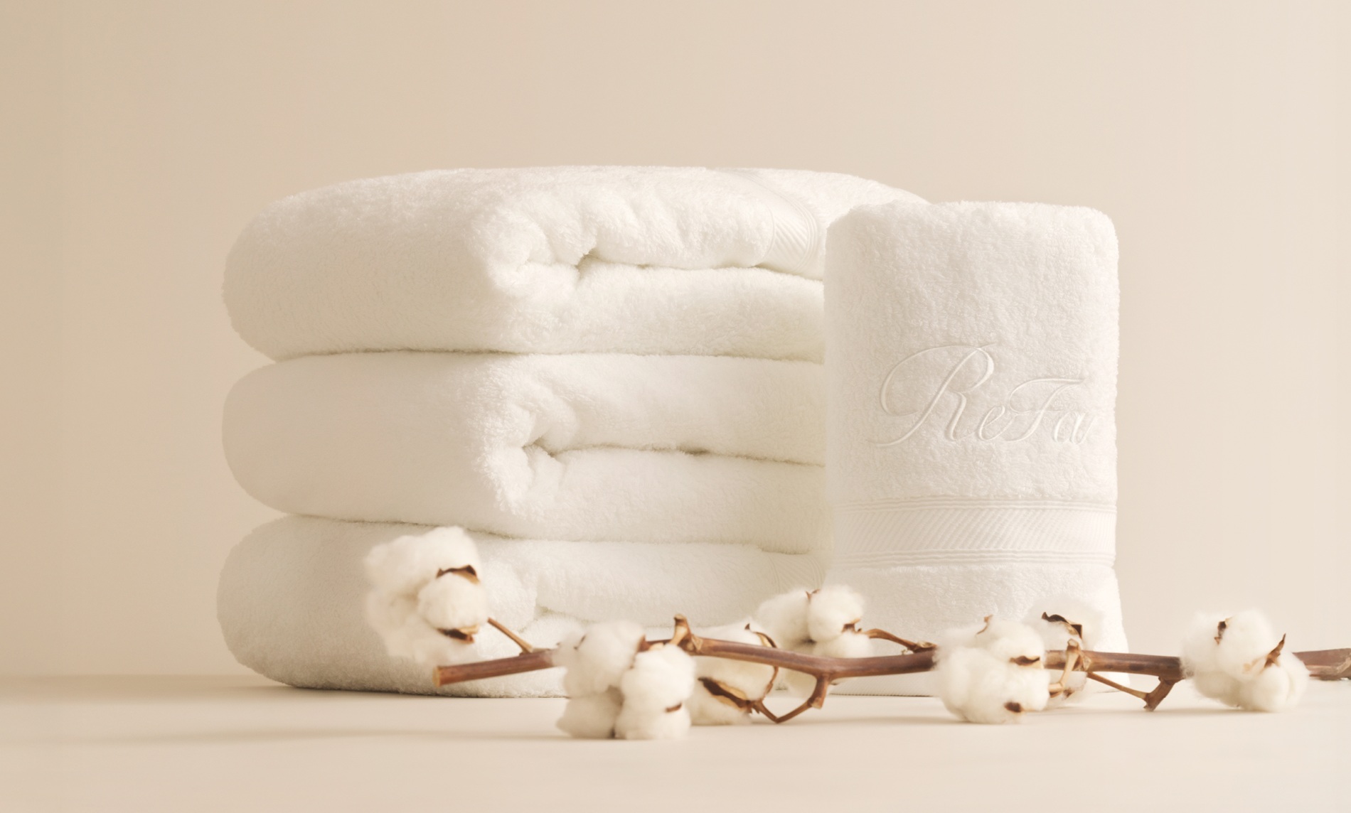 優れた吸水性と、摩擦の少ない肌触りを追求