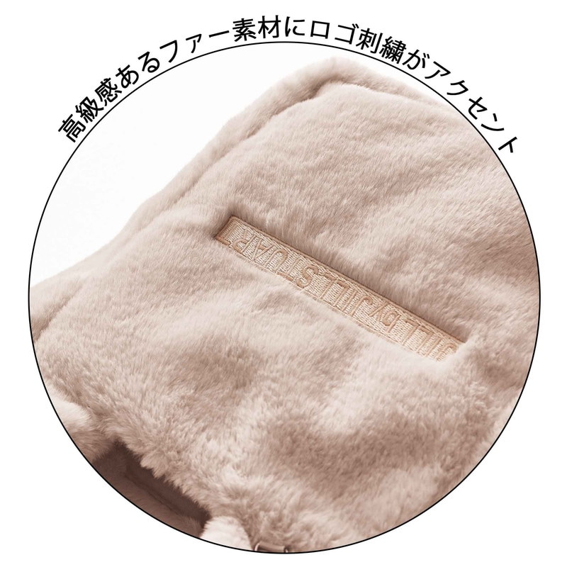 ハートポーチチャームはスタッズで大人っぽさを演出。好きなチャームなどを付けて楽しめるOリングも付属