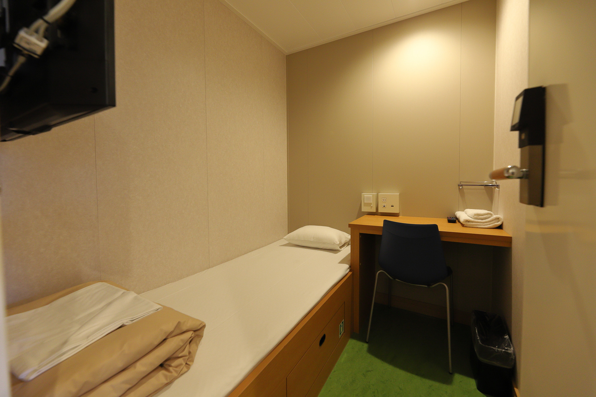 「ドライバールーム」はツーリストSと同等のロック付き個室