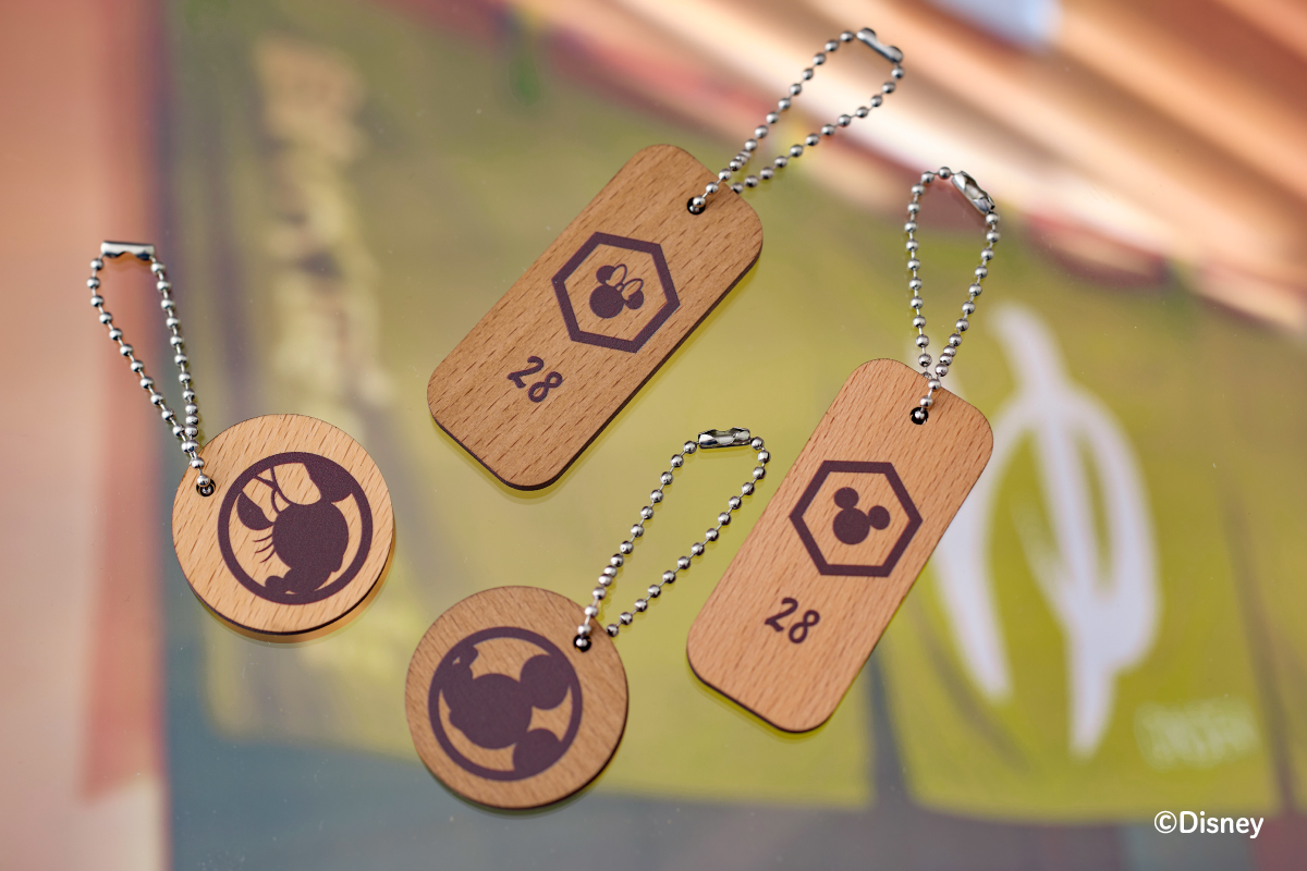 ホテルキー風チャーム ウッド（750円）