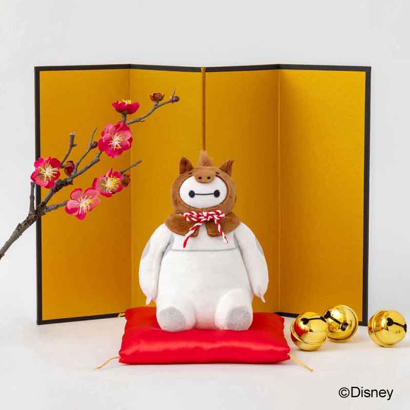 セブン限定「ベイマックス」の鏡餅/だるま/うま発売。正月飾りやぬい活
