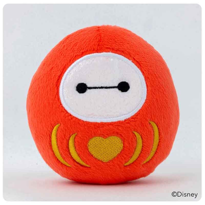 愛ある1年を願いハートをデザインしたベイマックスだるま。顔も刺繍で表現