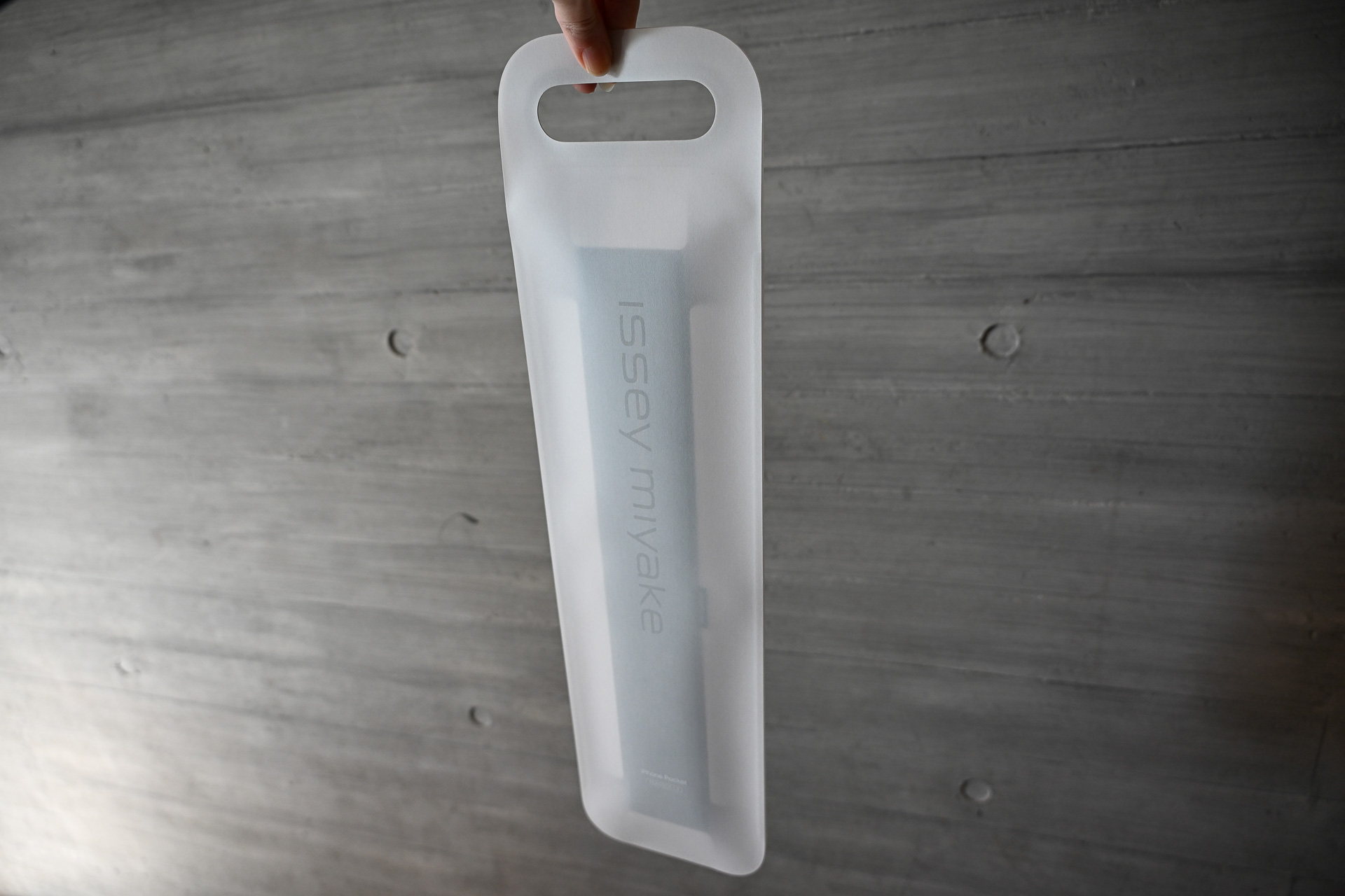 千歳飴をイメージしたパッケージ。ちょうど11月15日（七五三）当日に届いた