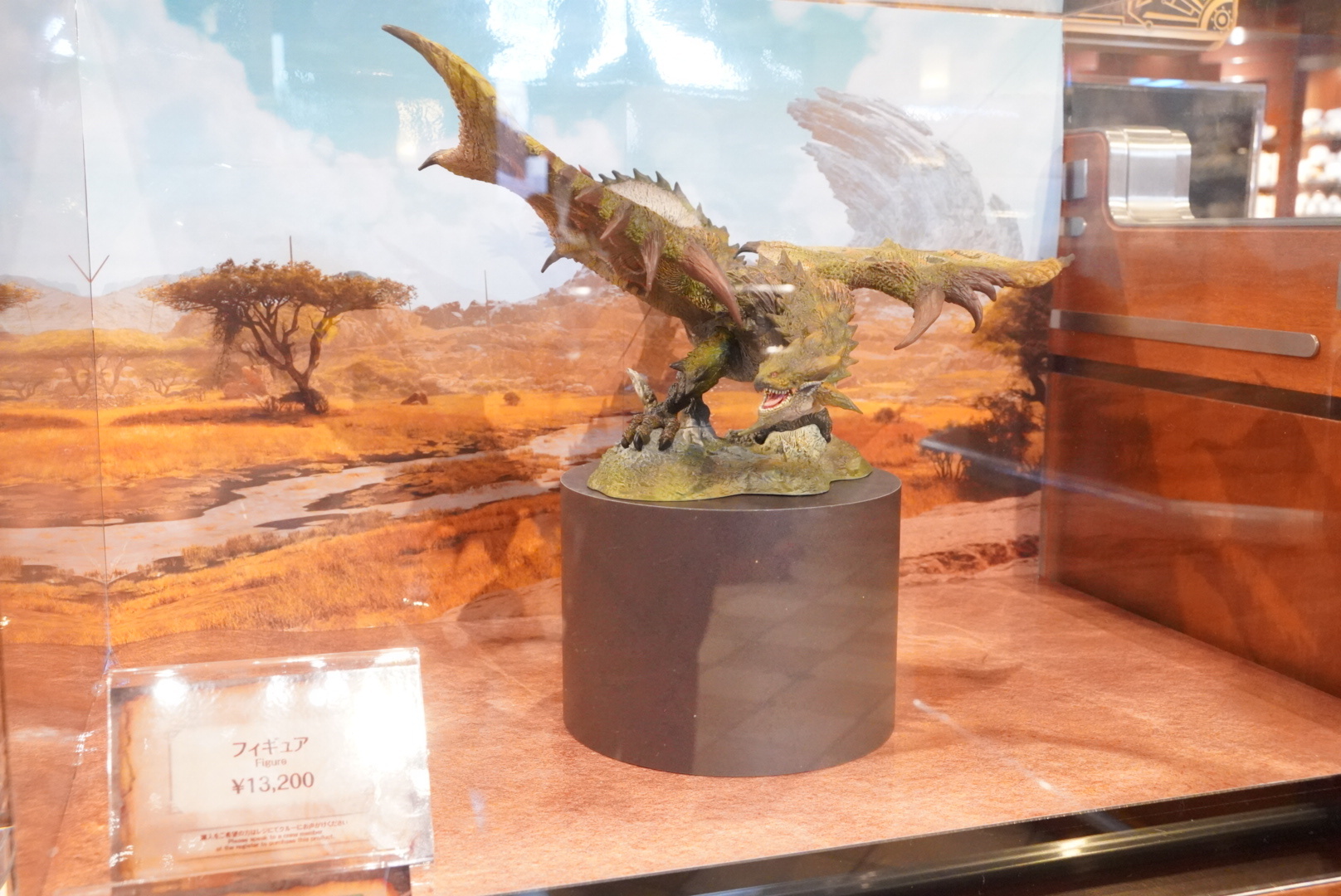 1万円台の本格フィギュアも販売していた