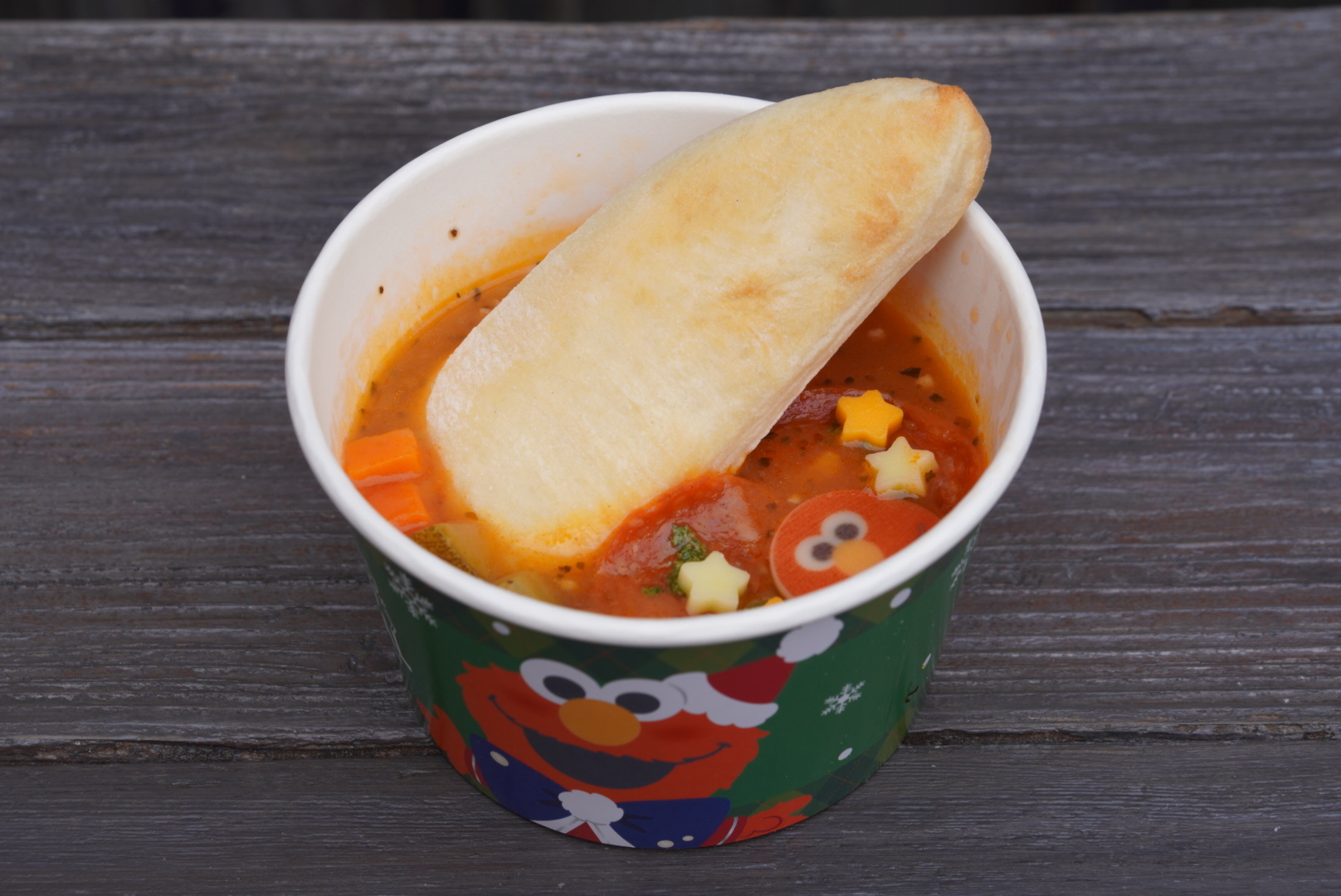 'Pizza Soup ~Pepperoni & Tomato~' (¥900)