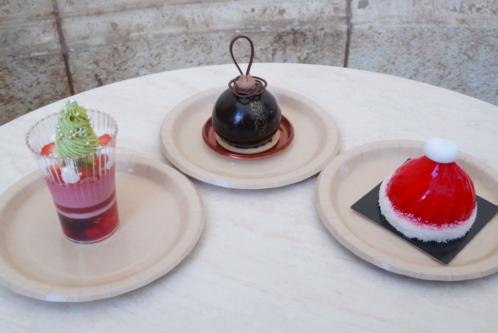 Beverly Hills Boulangerie offers sophisticated Christmas cakes.