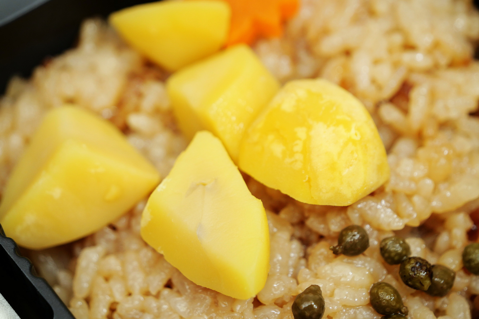 栗の甘さやピリッとした山椒の風味と合わせることで、味わいの変化も楽しめます