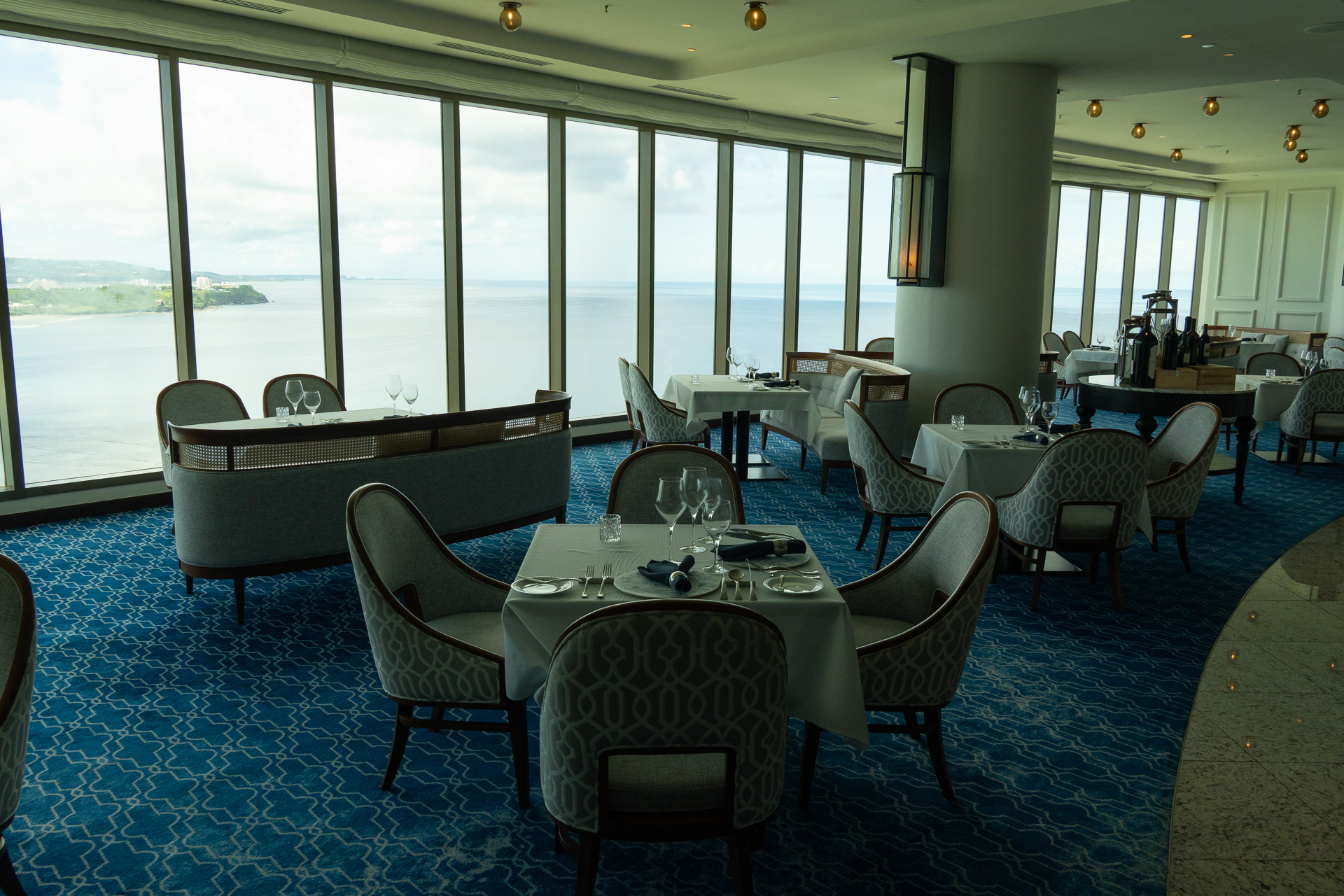 最上階の「ミラノグリル -ラ ステラ-」