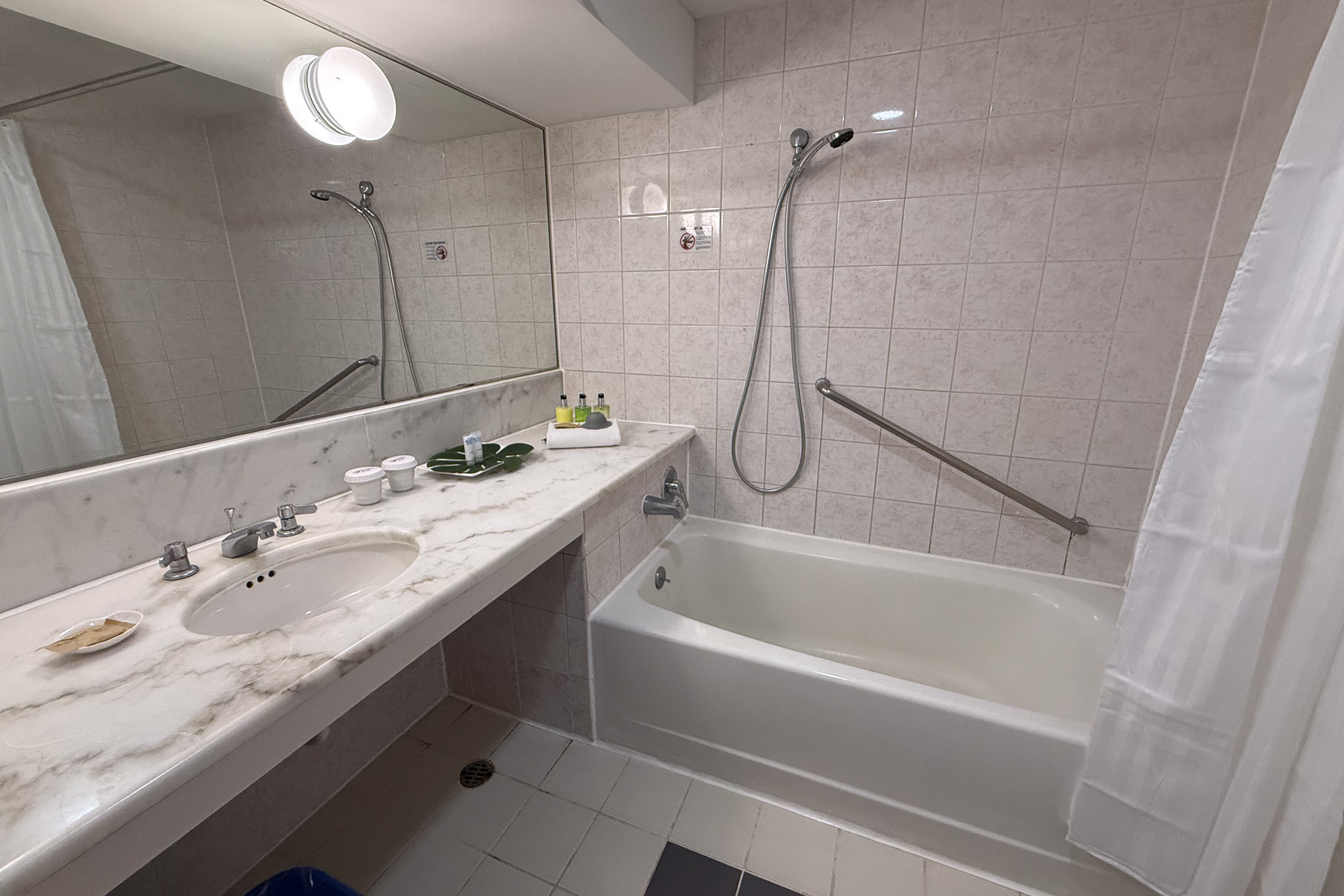 デラックスルームの設備