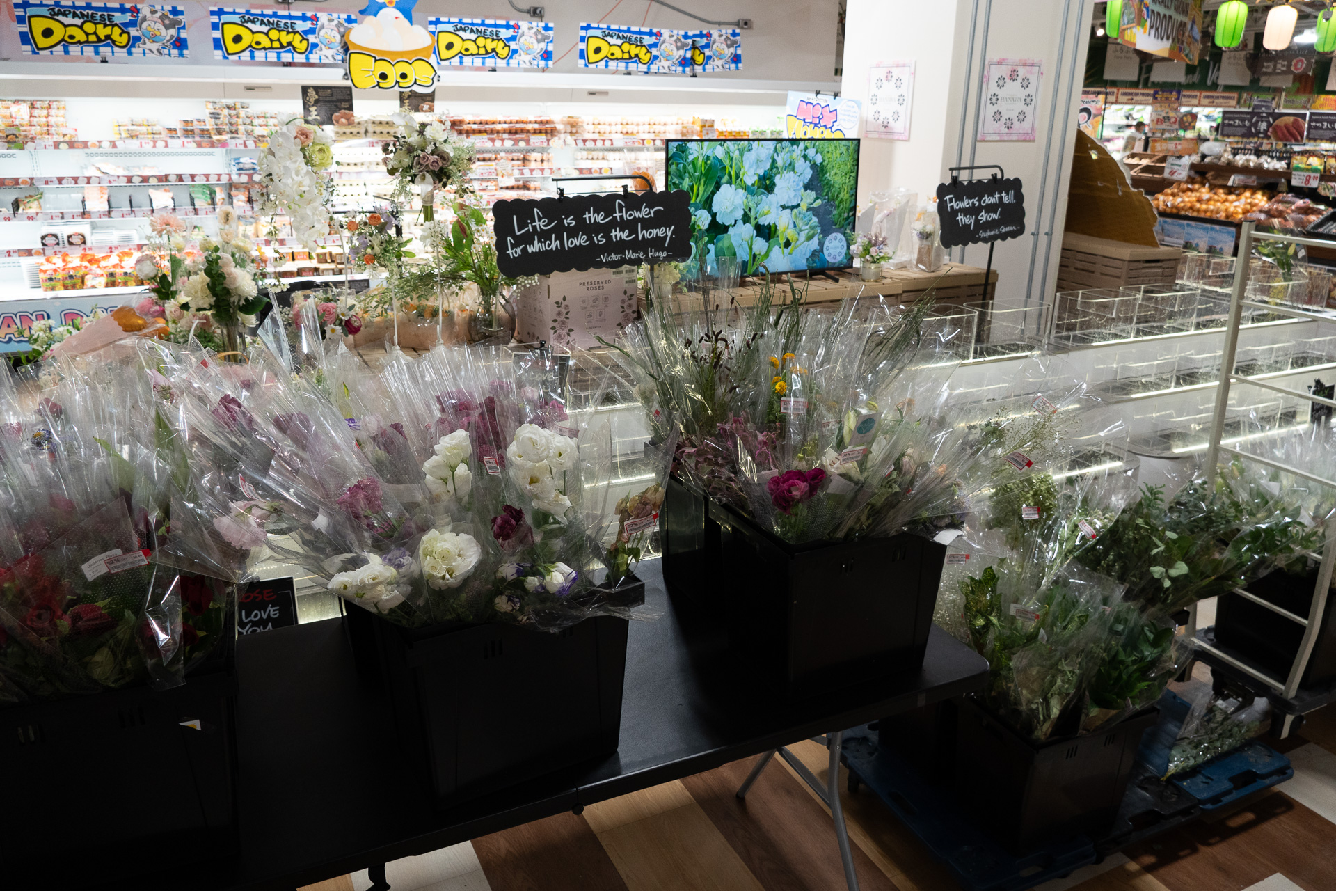 卵や乳製品、和牛など日本から届いているものも