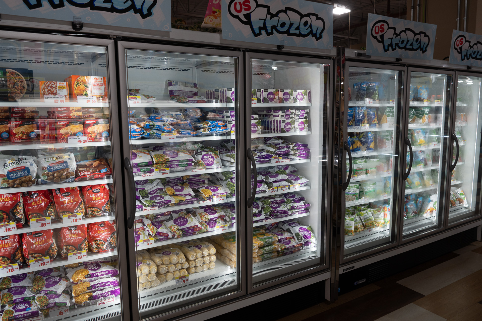 卵や乳製品、和牛など日本から届いているものも