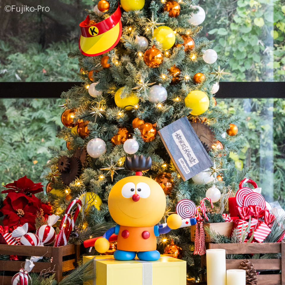 藤子・F・不二雄ミュージアムでクリスマス開催。ドラえもんツリーや