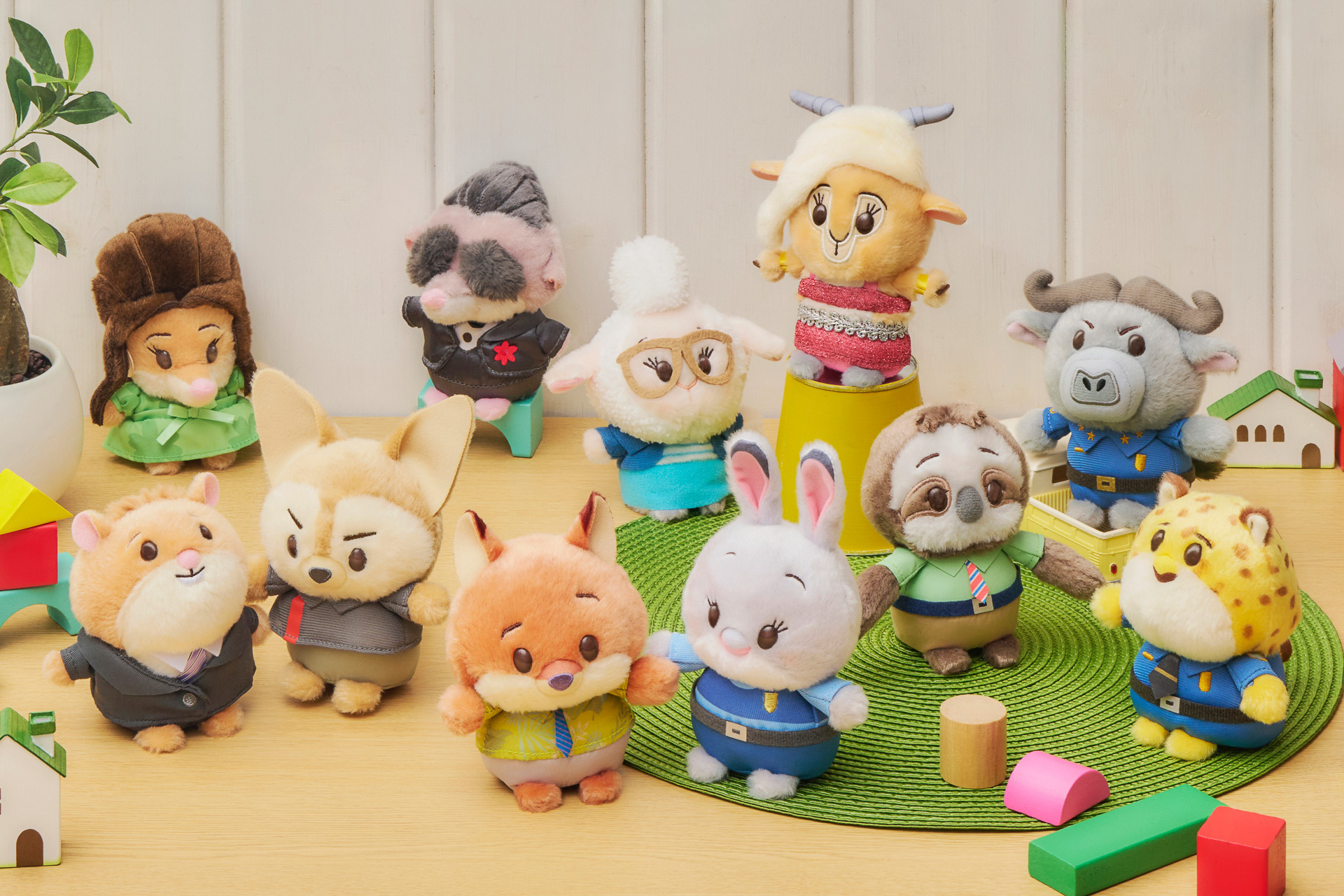 うるぽちゃちゃん「ズートピア」のラインアップ。各1600円