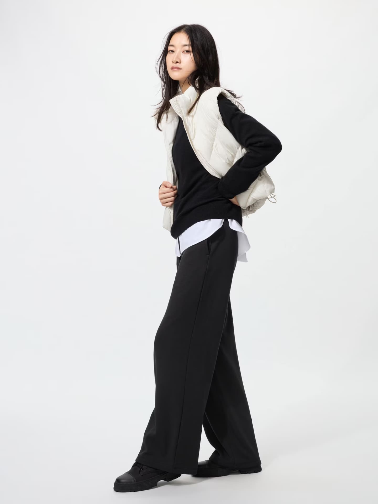 ウィメンズ「ウォームフリースストレートパンツ/丈長め」感謝価格2990円