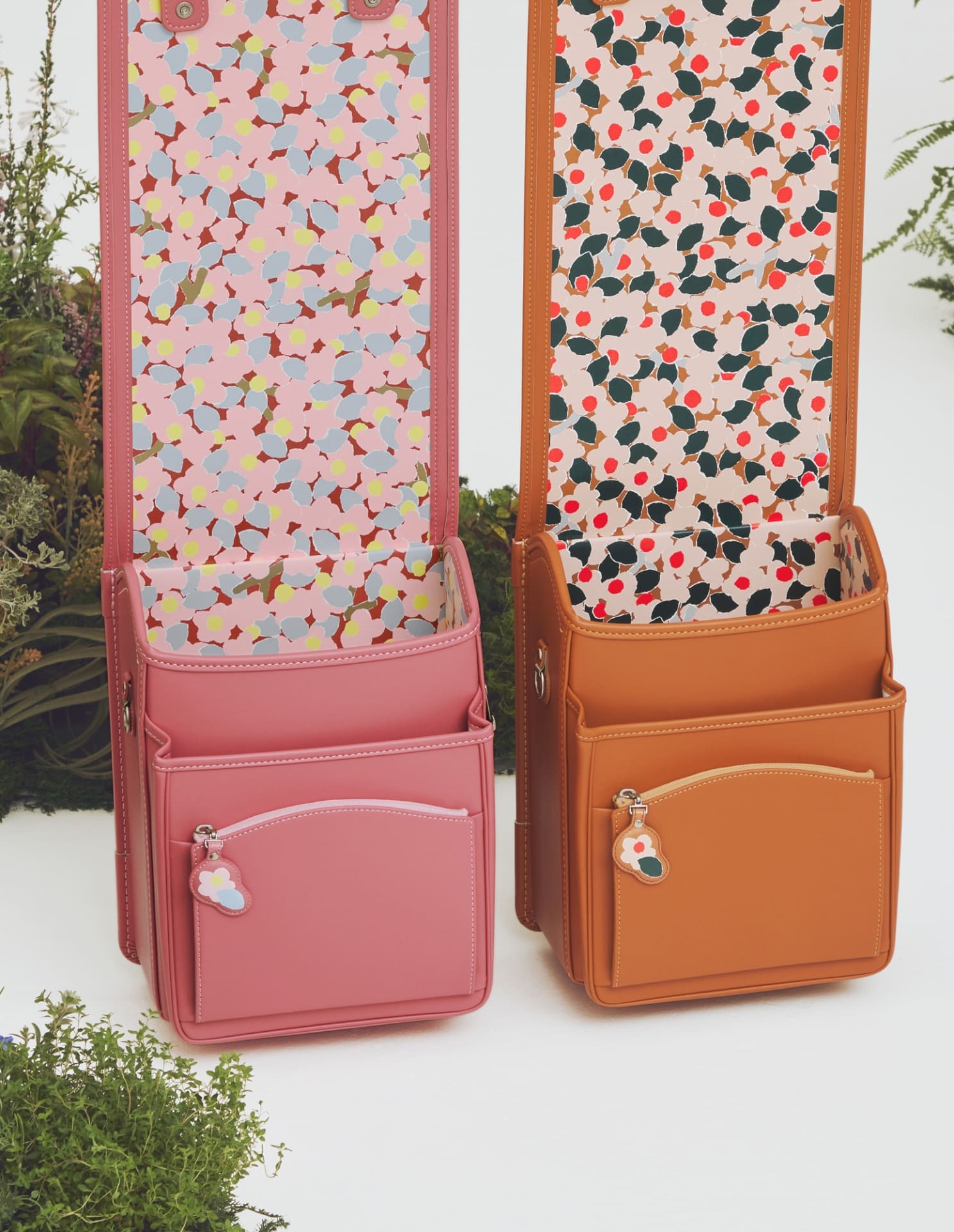 「daily trip 日々の旅」（コットンブルー、チェリー）