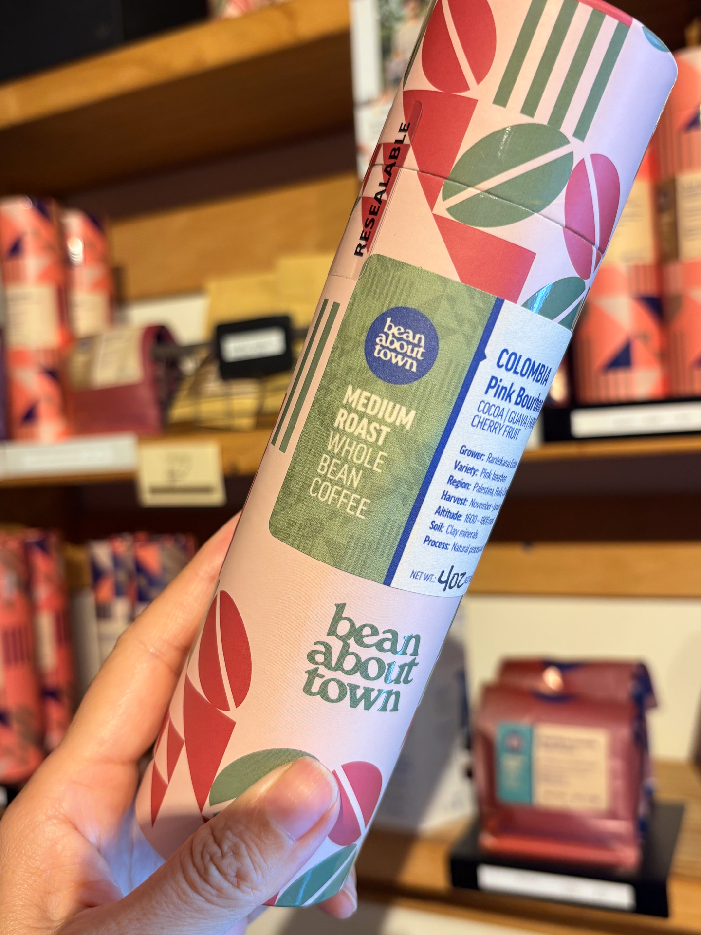 11月29日のイベントでは限定ドリンクやコーヒー豆購入で特典がつくという