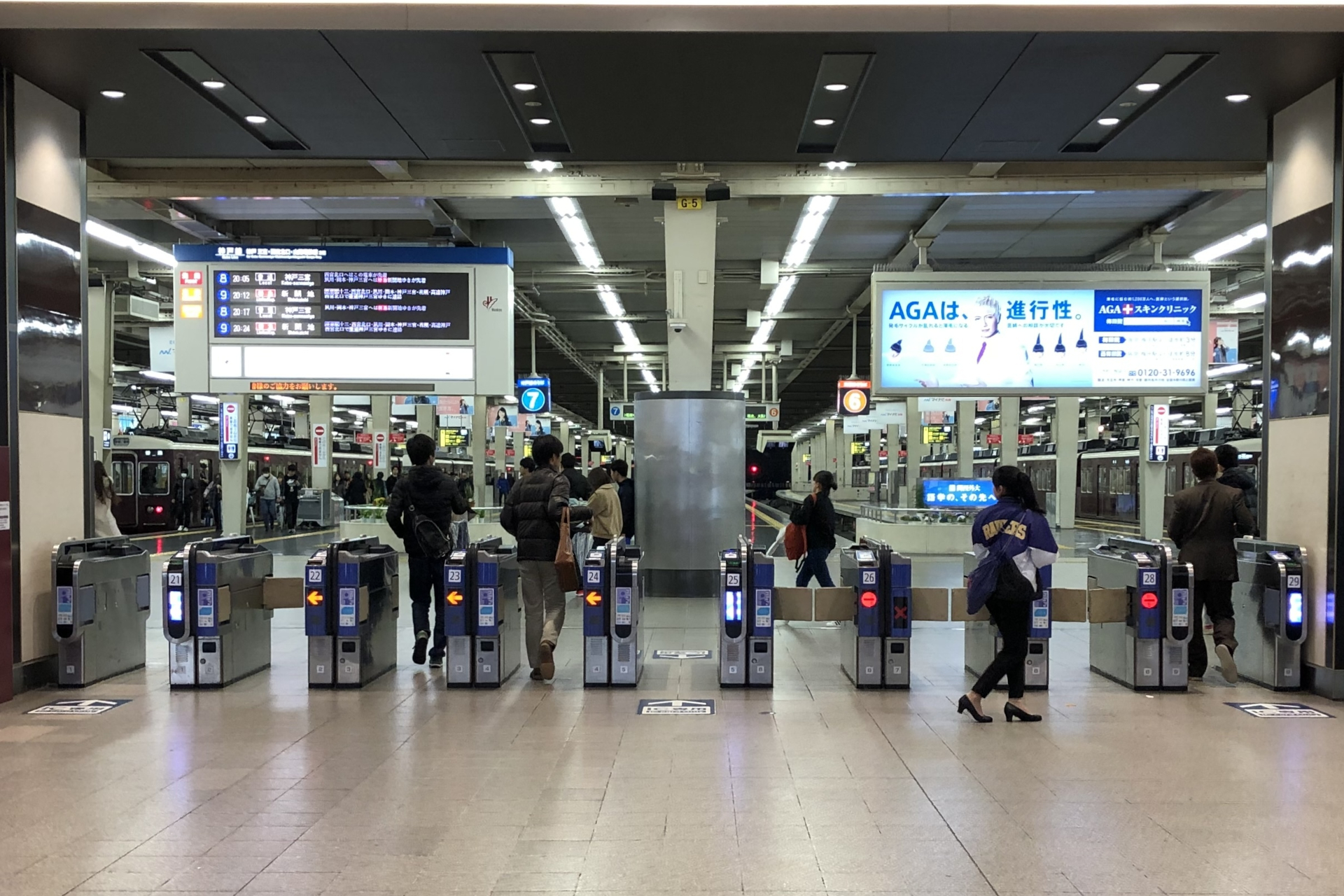 大阪梅田駅 3階改札口（2019年3月撮影）