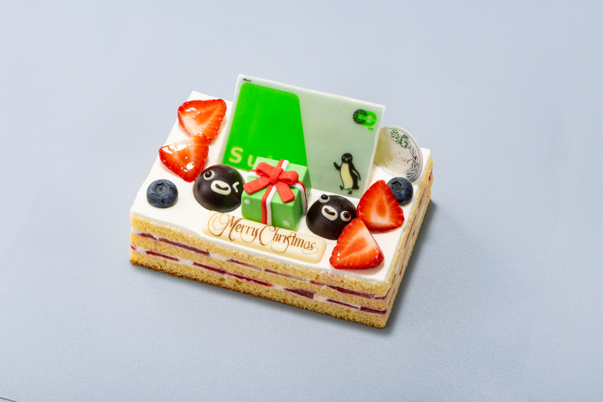 1位 カファレル「Suicaのペンギン ナターレ ビアンコ」。大きなsuicaカードとスイペンが目を引くデコレーション