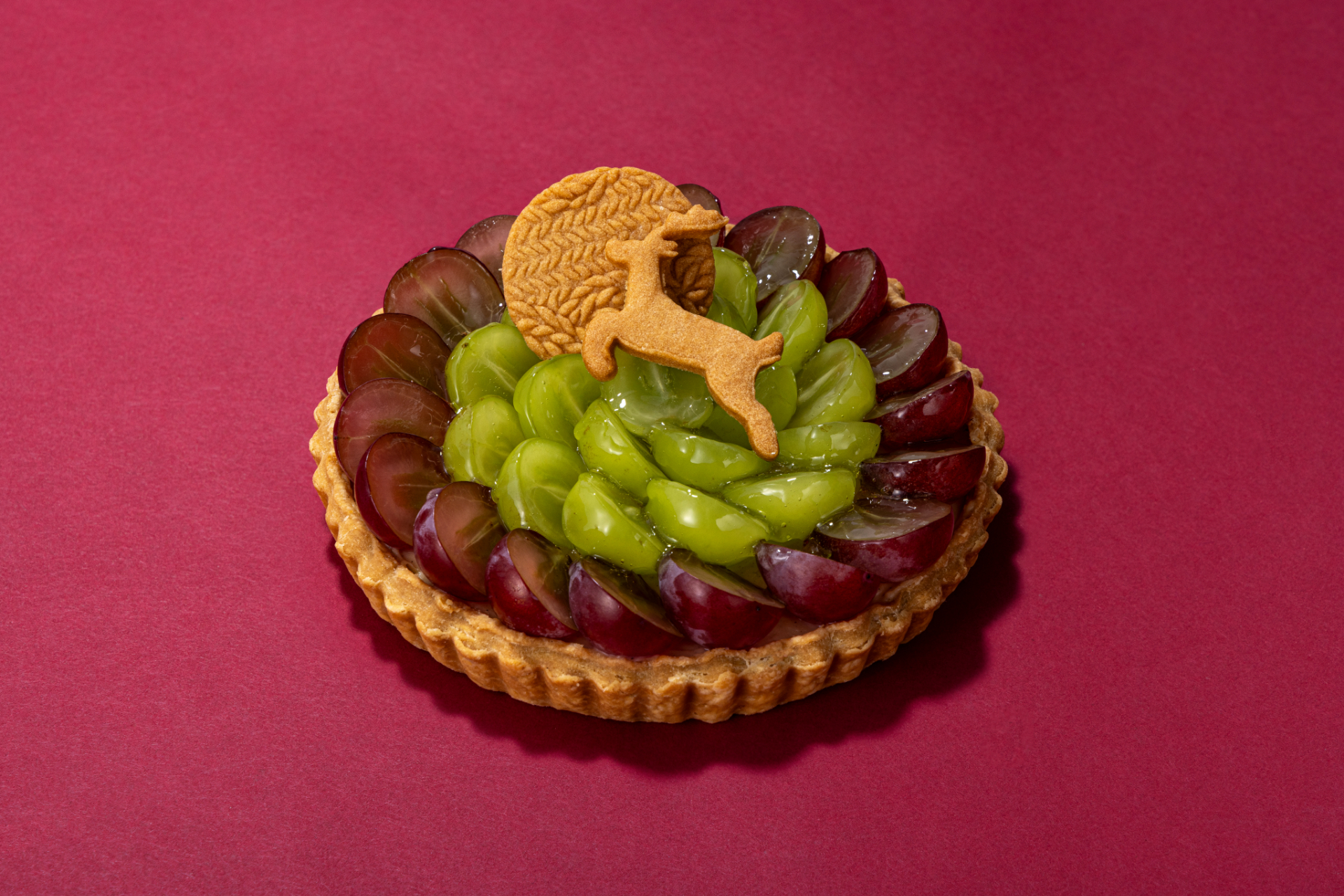 5位 AM STRAM GRAM nobolyquedaly「オリエンタルスターとシャインマスカットのプレミアムタルト（山形 庄内鶴岡カラフルぶどう園直送）」