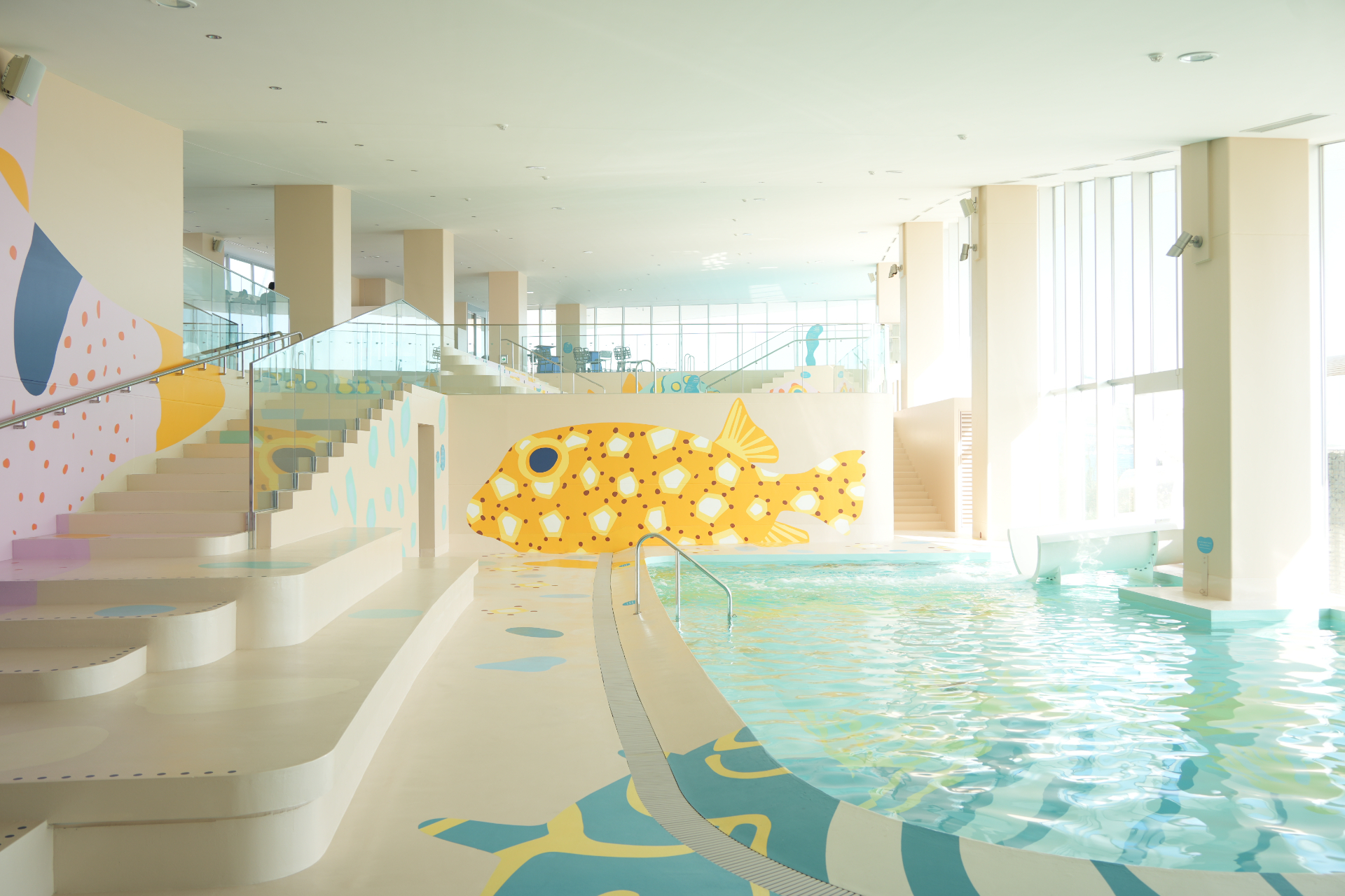 1年中楽しめる温水の「ふぐプール」