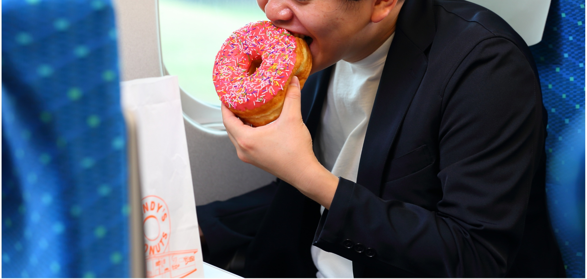 お土産として買うのはもちろん、新幹線の車内でも手軽に味わえる