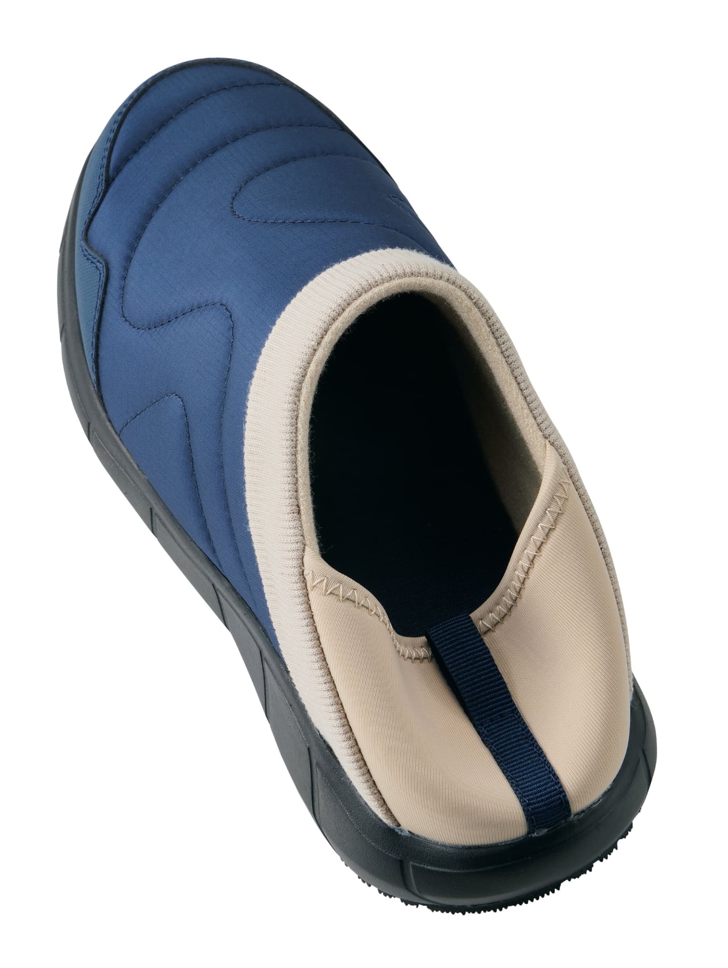 1位「トレッドモックエコ」、価格1780円、サイズS～3L、カラー4色（ブラック、ネイビー、パープル、カフェ）