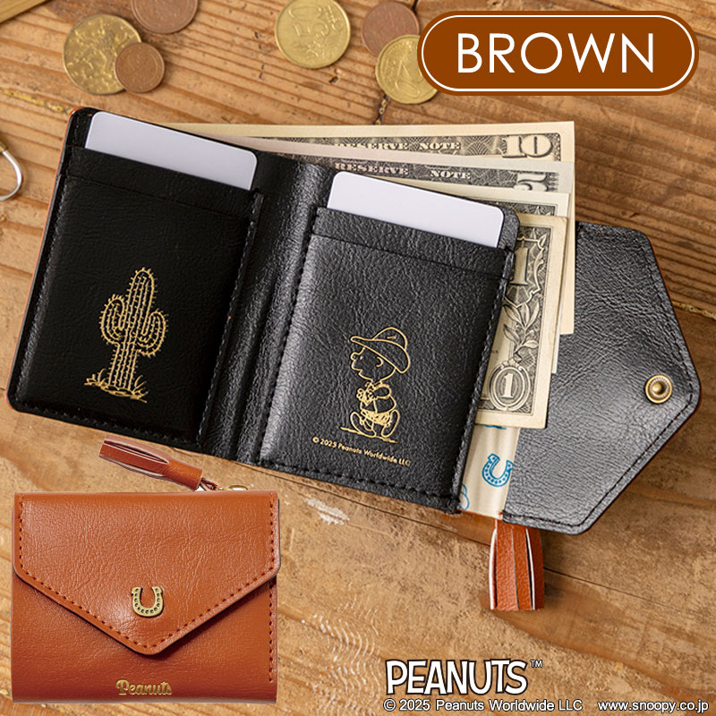 「SNOOPY YEAR OF THE HORSE MINI WALLET BOOK BROWN」。表はブラウン、内側はブラックのバイカラー