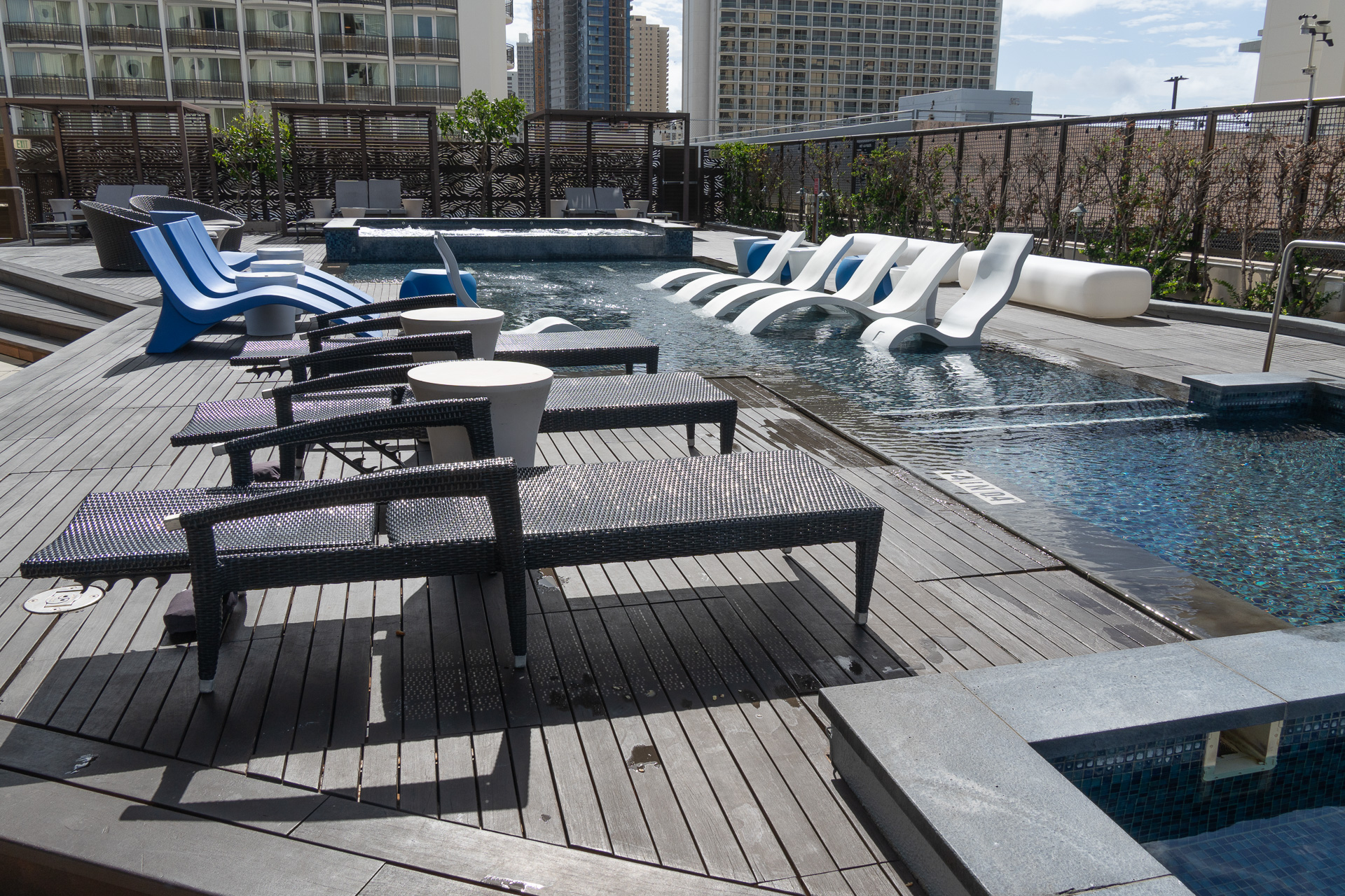 8階の「スプラッシュラウンジ」