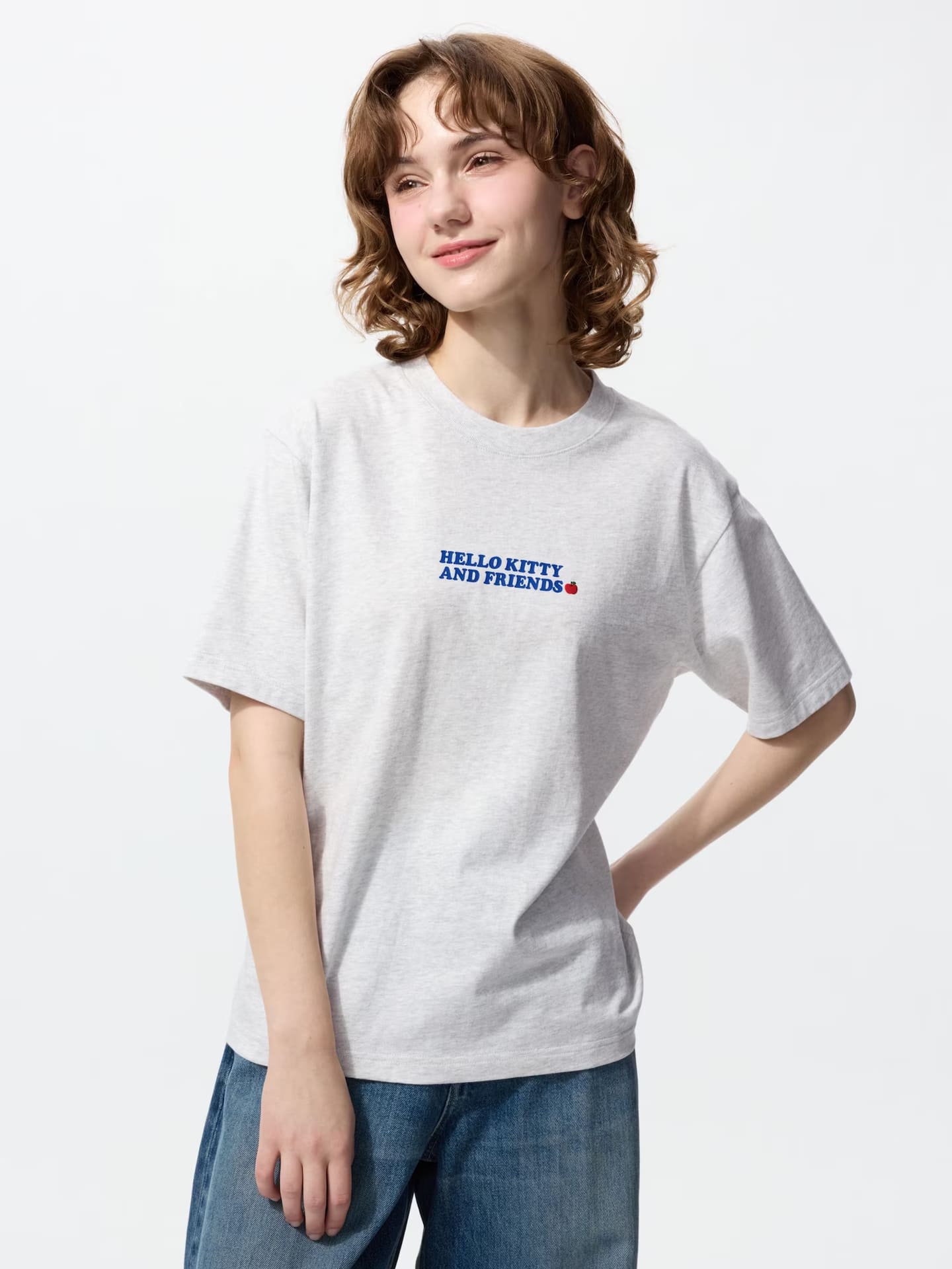 ウィメンズは全5種。集合デザインのほか、ハローキティ、シナモロール、ポチャッコの単体バージョンも