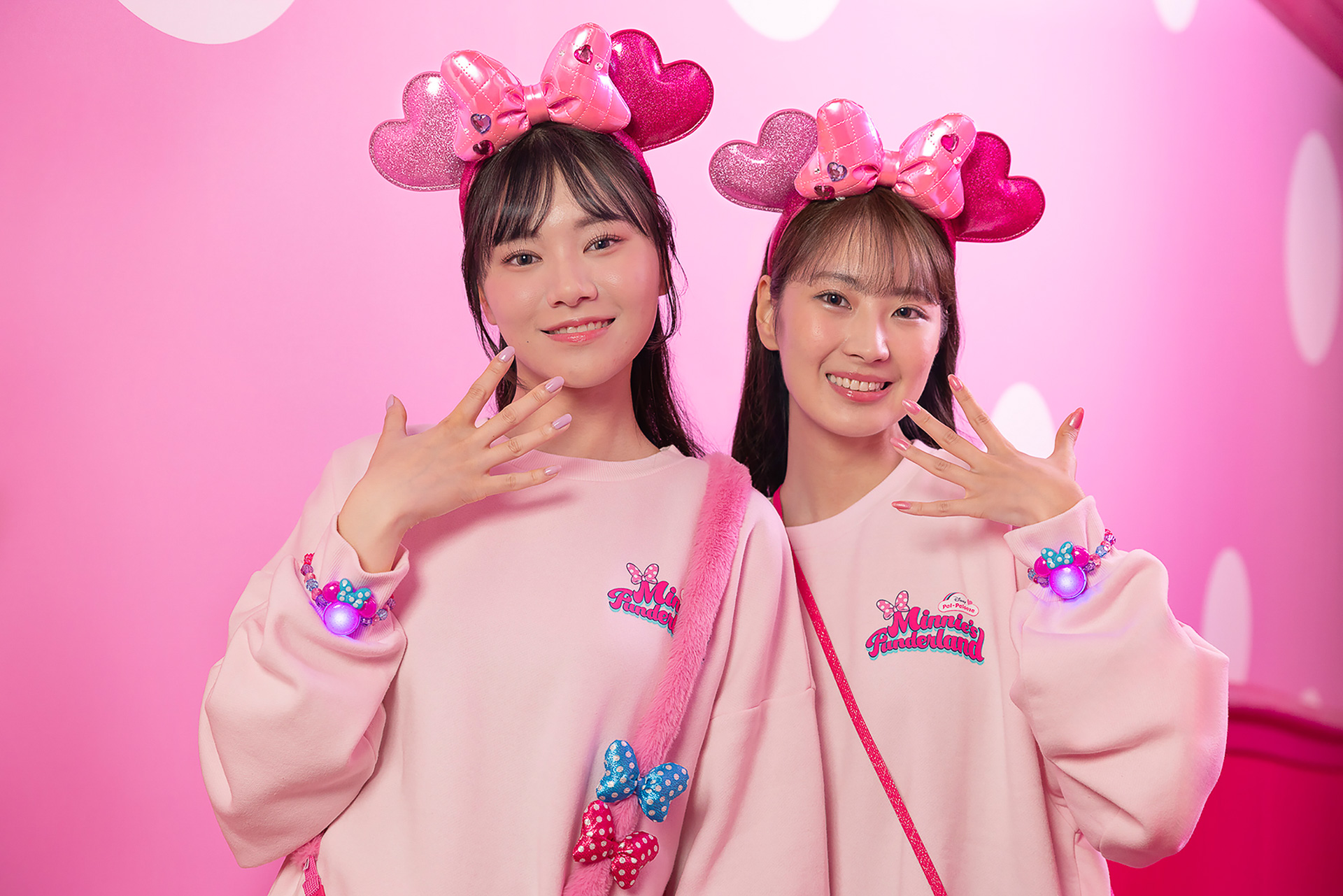 鳴らして＆撮って楽しい「ハートフルリング」（1600円）なども登場する