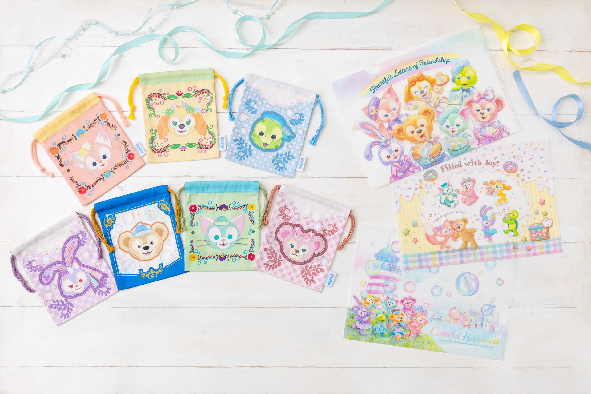 ストーリー連動アイテムや20周年のロゴ入りアイテムなどが新登場