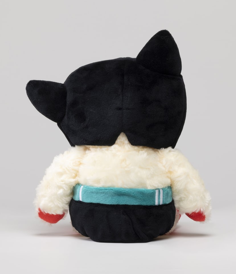 宝塚北SA限定「鉄腕アトム」ご当地ベア。目元のまつげや足裏まで細かく