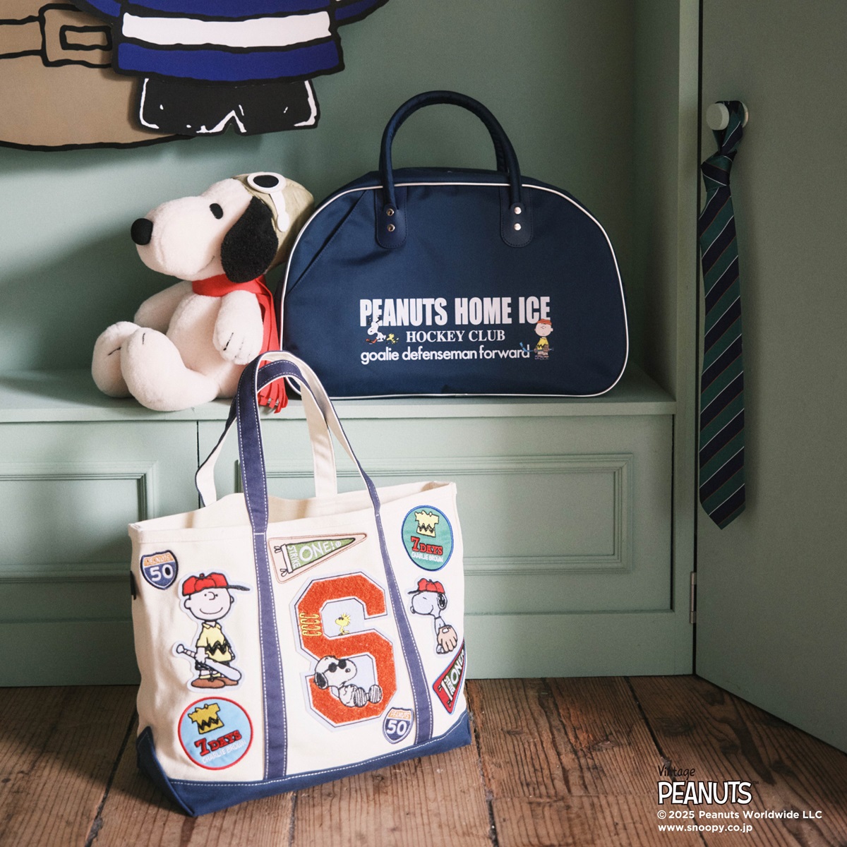 ぬいぐるみ（5830円）、ボストンバッグ（1万3200円）、キャンバスバッグ（1万3200円）