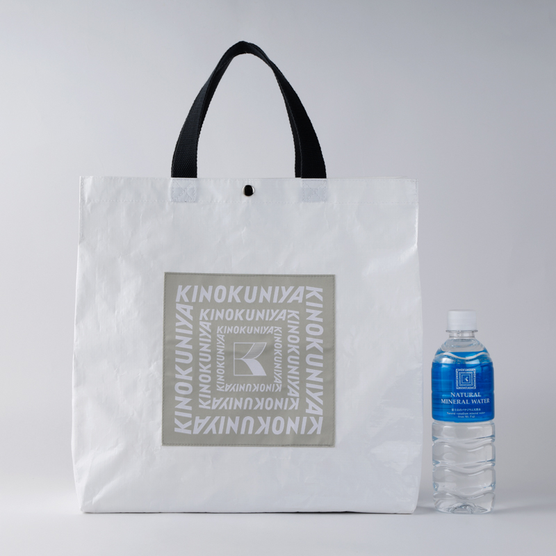 「お年玉袋」は大容量バッグ付き（写真はお年玉袋1万5000円用）