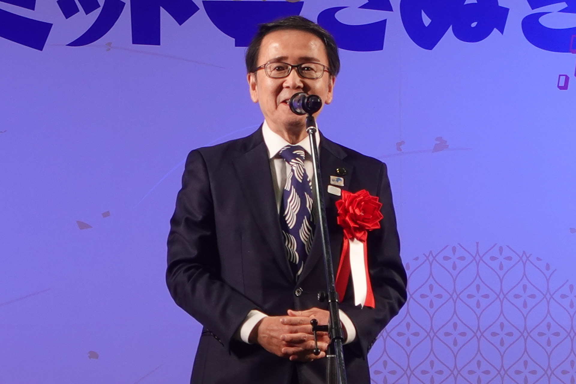 あいさつに立った香川県知事 池田豊人氏