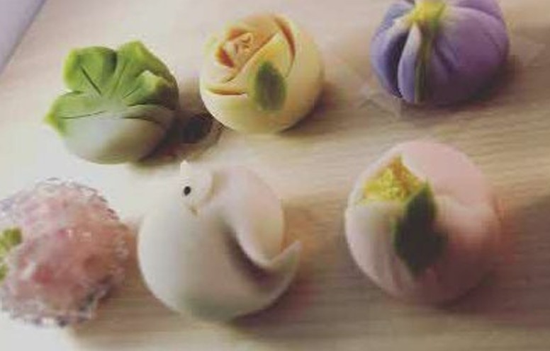 4日目車内は練り切りの実演が楽しめる