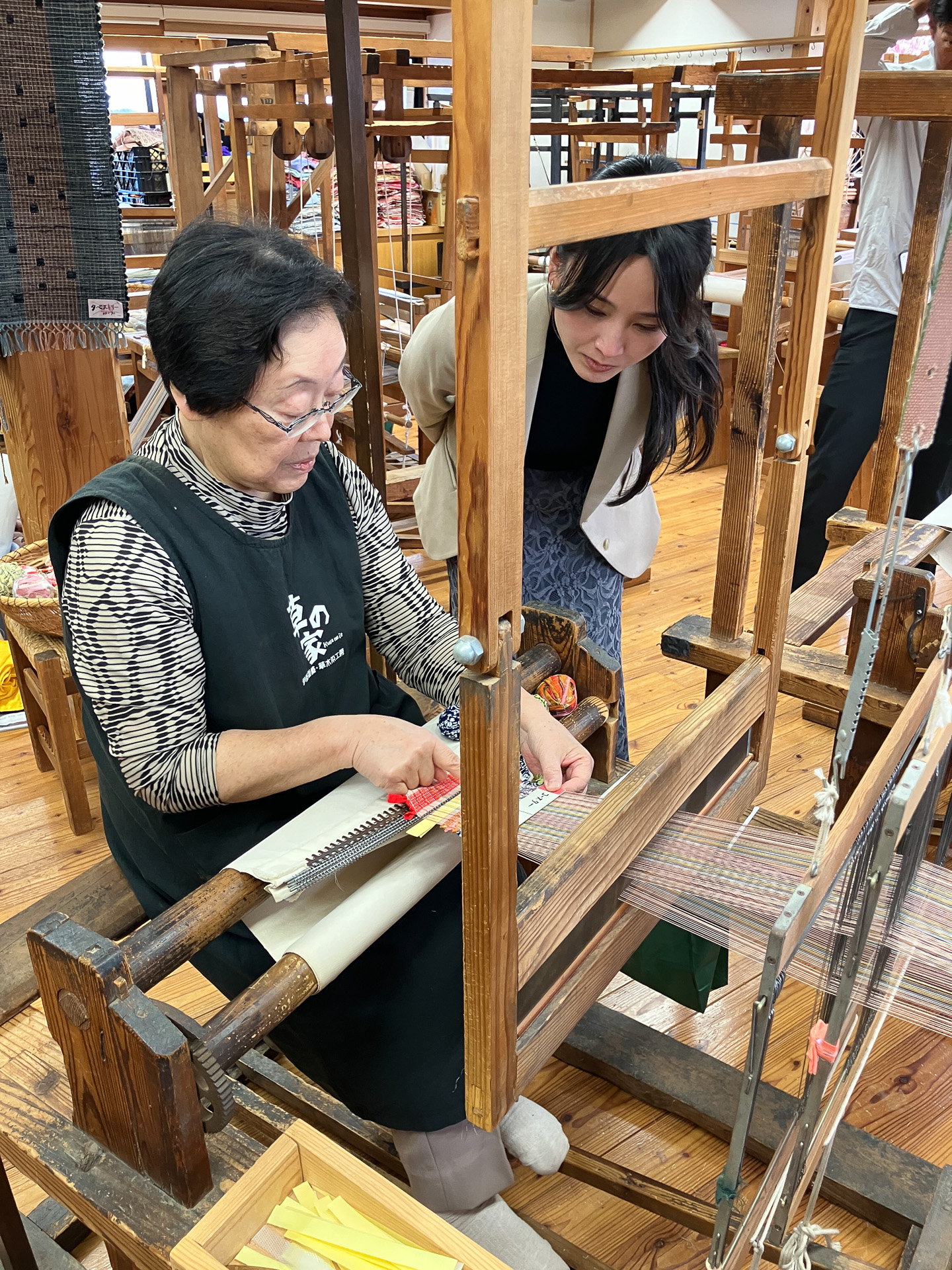 講師の説明を聞く様子