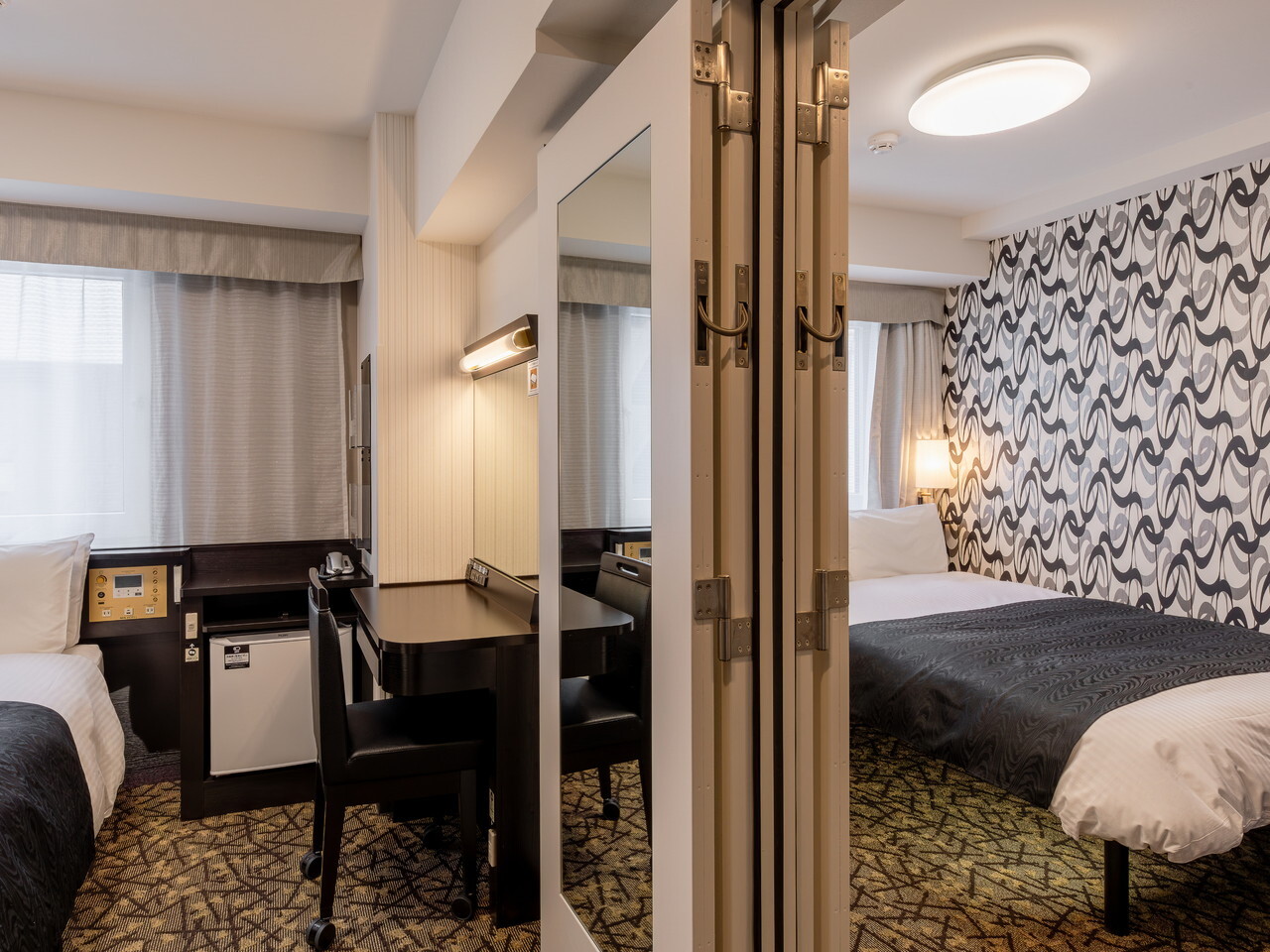 コネクティングルームを用意する