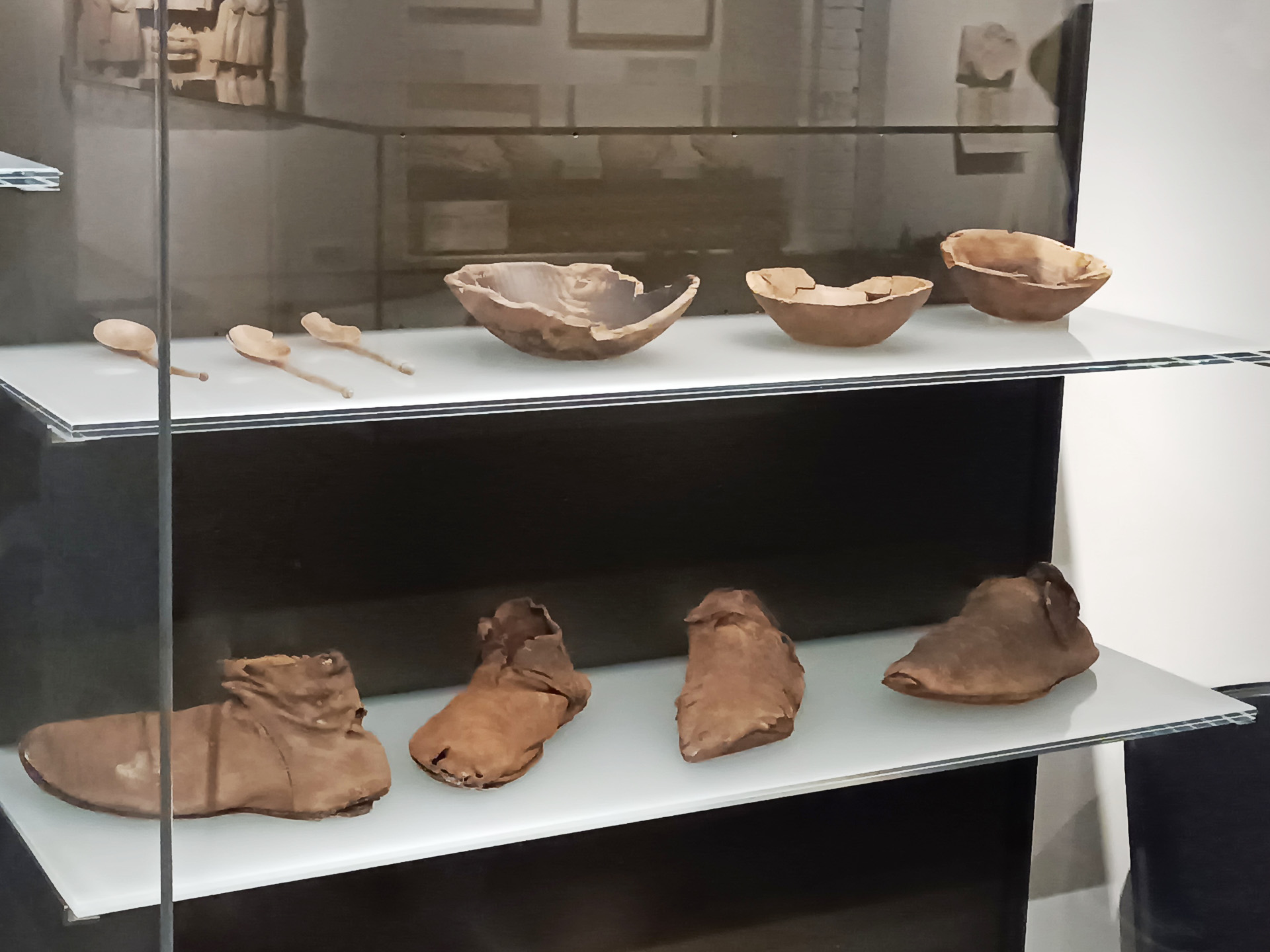 カルナヴァレ美術館地下の先史時代・古代エリアには、明記されていないものの、DHAAPで見たようなものがたくさんありました