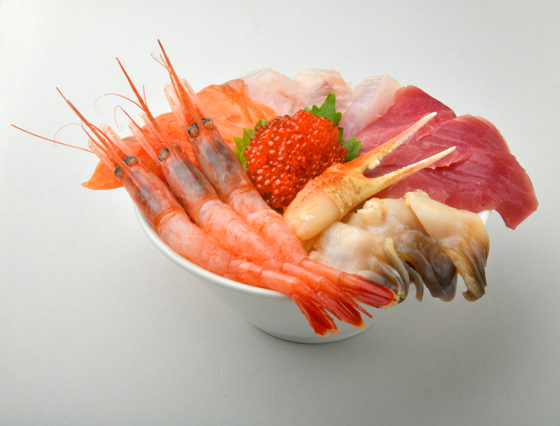 苫小牧市・マルトマ食堂「幸せわっしょい丼」777円（提供期間12月20日～2026年1月19日、1日10食限定）