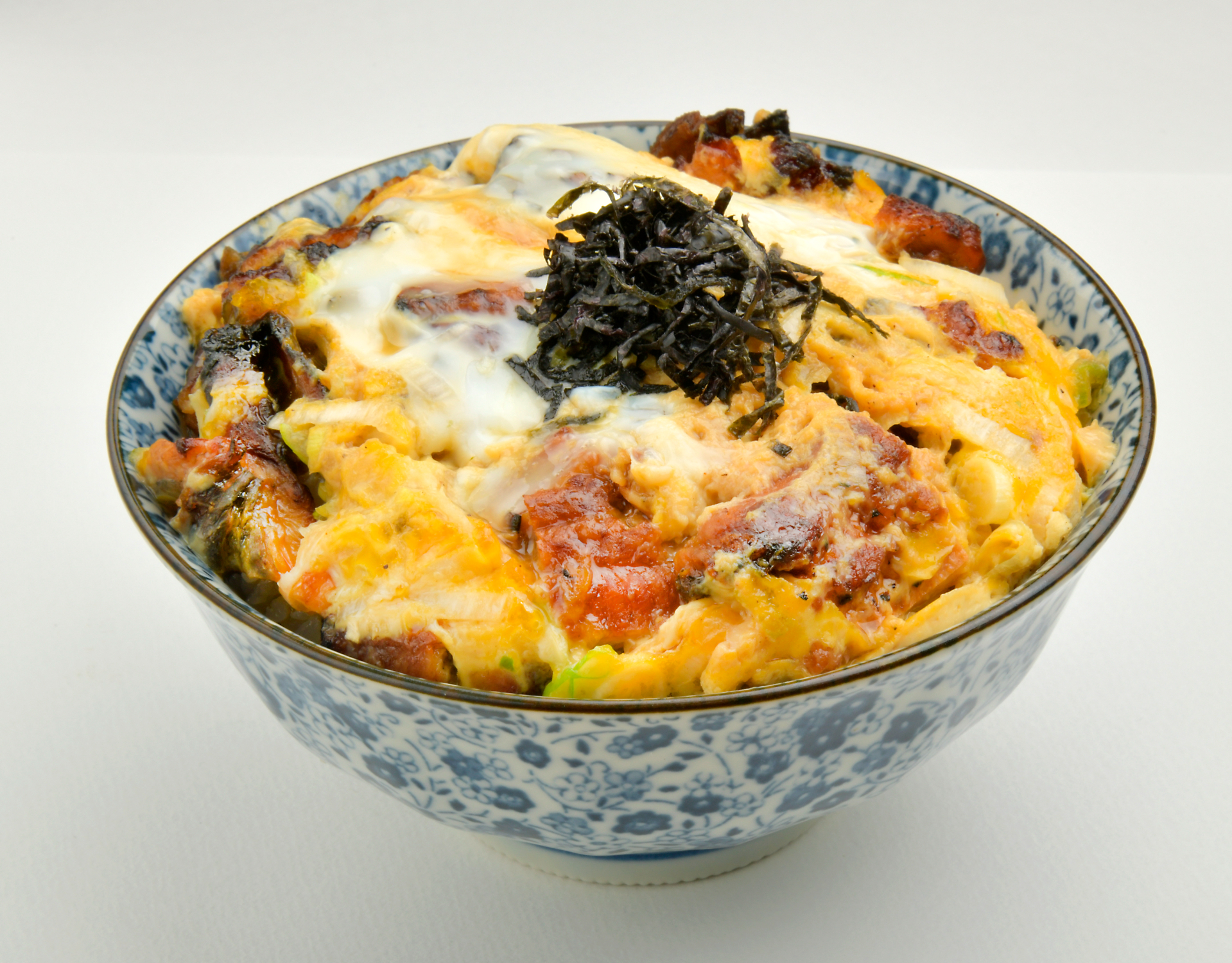 鰻のひつま屋 札幌本店「賄い丼」1000円（提供期間12月20日～2026年1月19日、1日10食限定）