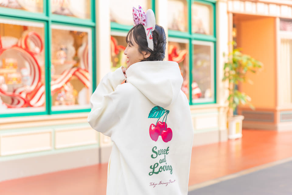 ディズニー、さくらんぼ×ミニーのグッズ初登場！ ぬいぐるみチャーム