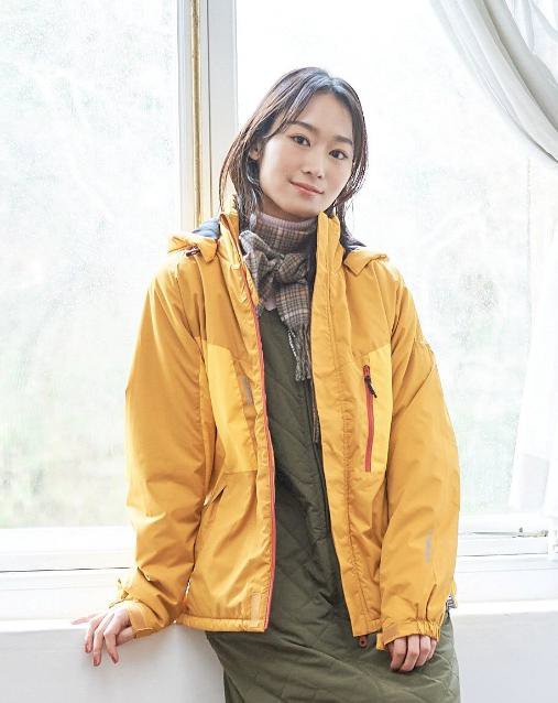 ワークマン、5000円以下で買える「高機能防寒ジャンパー」。年末寒波の