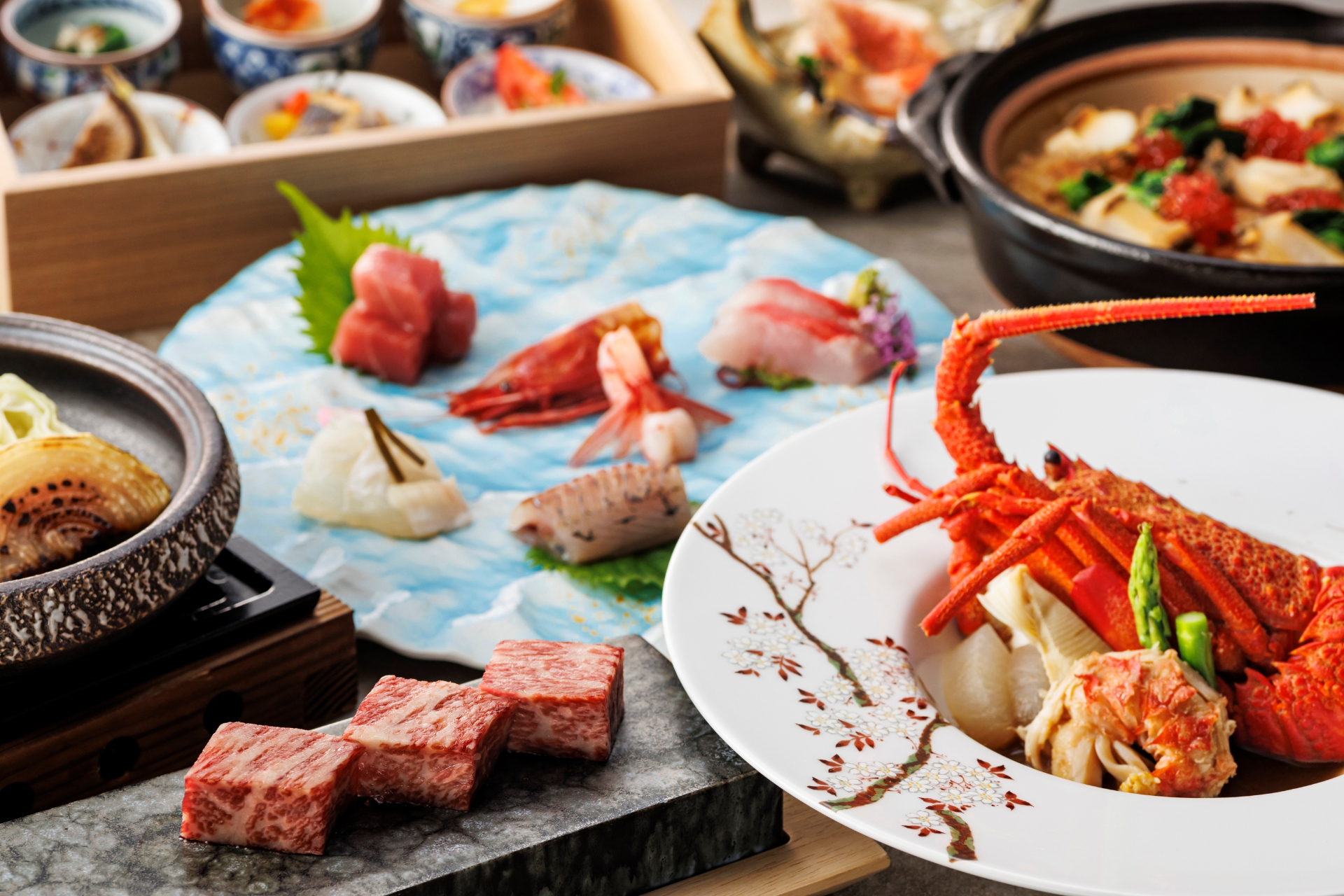 静岡県や全国の旬の厳選食材を使った和食会席の一例