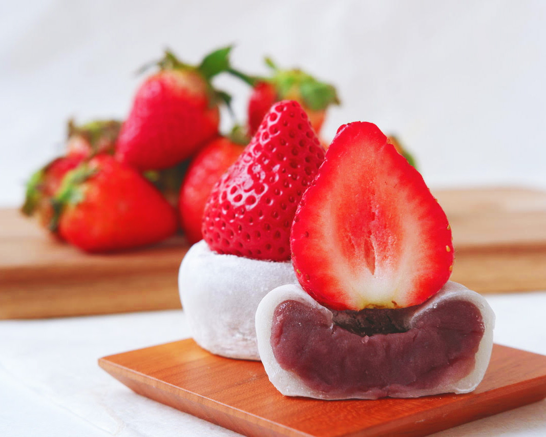 旬果瞬菓 共楽堂「大いちご大福」