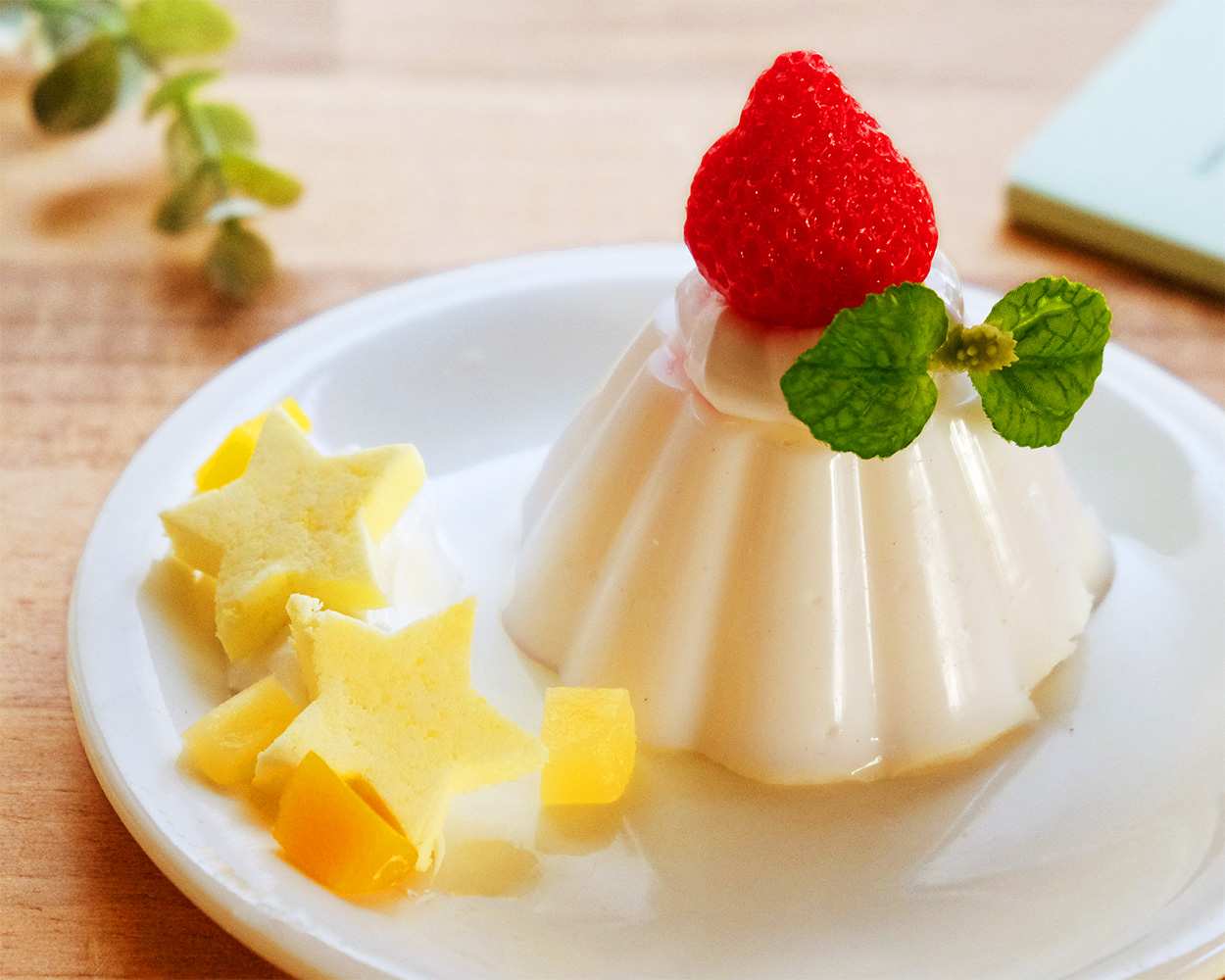 元祖食品サンプル屋「食品サンプル製作体験 いちごパンナコッタ」