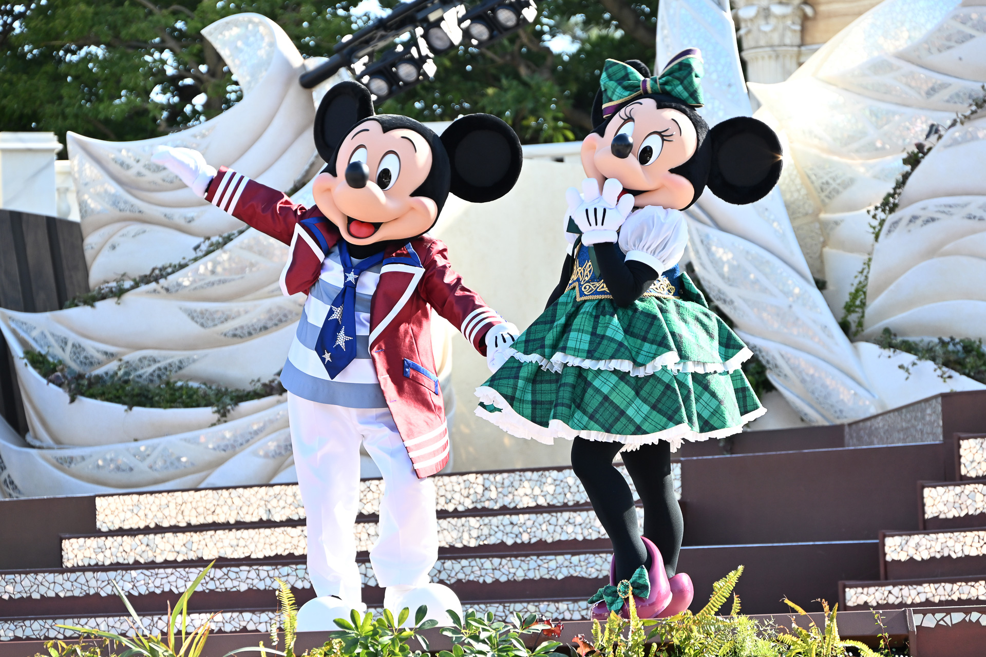 東京ディズニーシーで新規ステージショー「ダンス・ザ・グローブ！」がスタートする