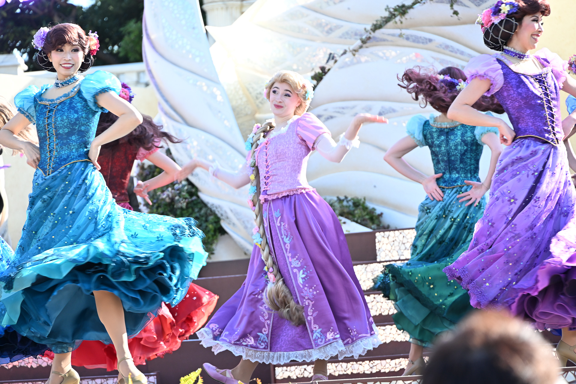 ラプンツェルは劇中のあの印象的なダンスシーンを目の前で！