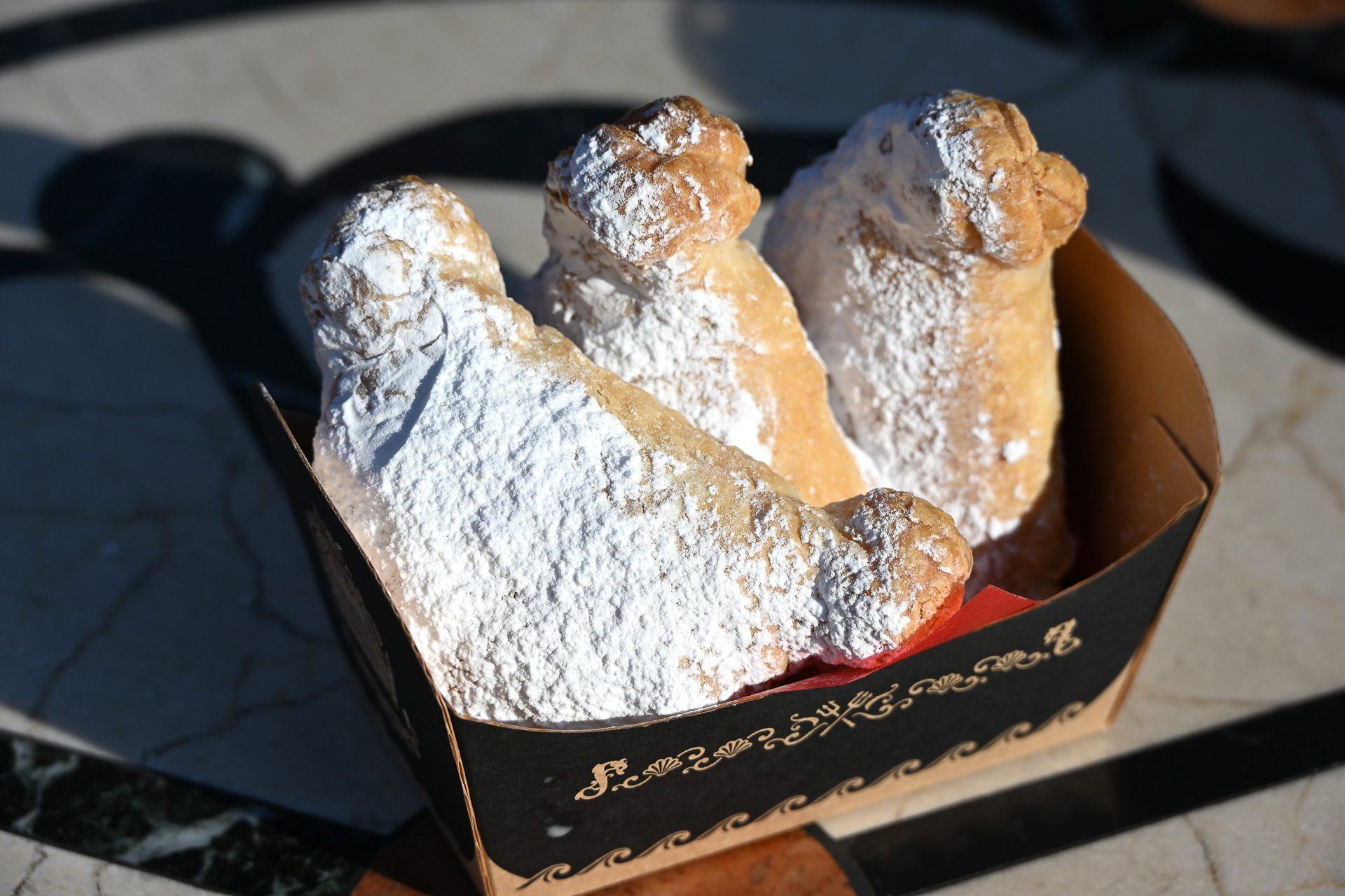 「キアッケレ（コーヒー＆マスカルポーネ）」（680円）