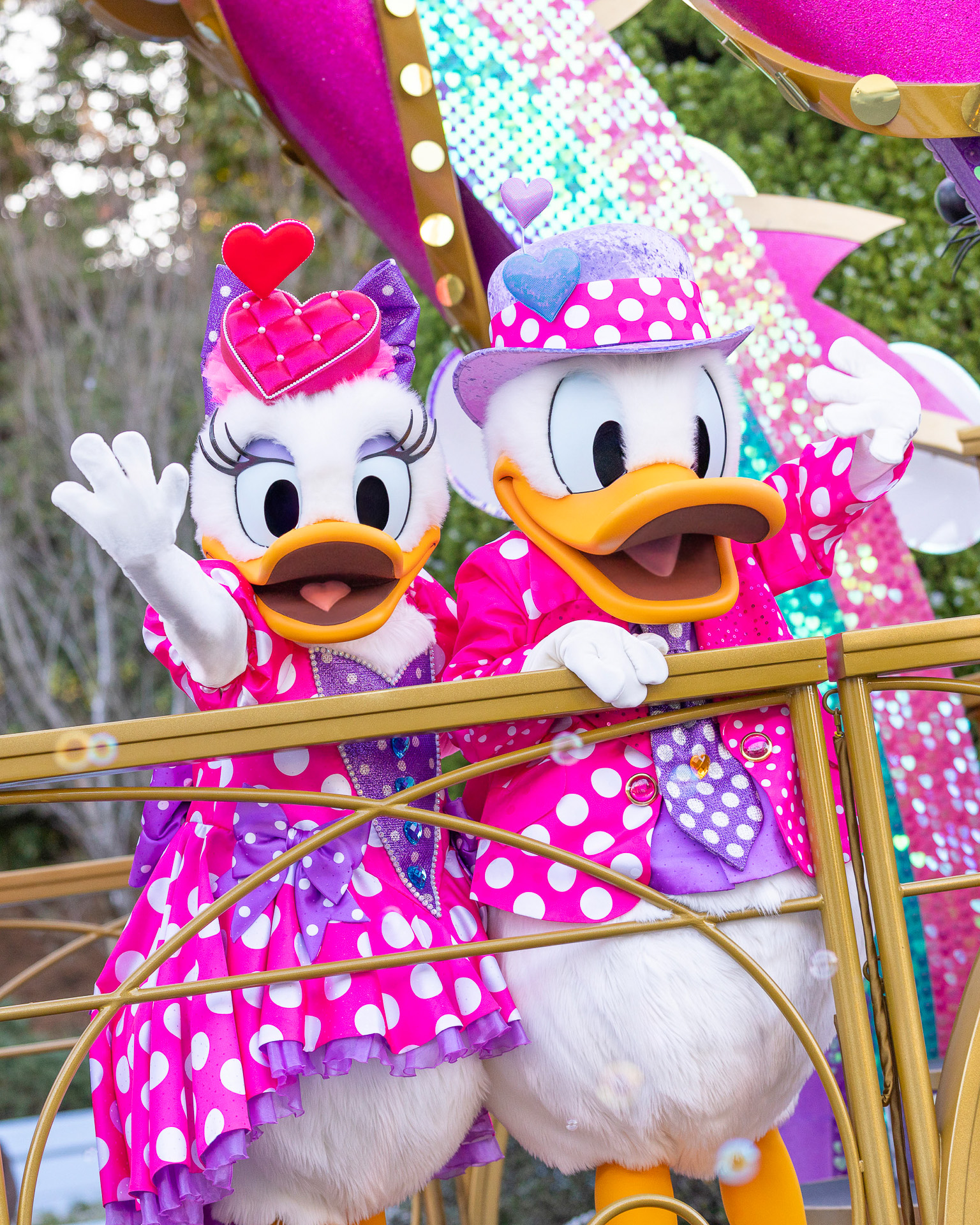 ドナルドダック＆デイジーダックはペアコーデがかわいい！